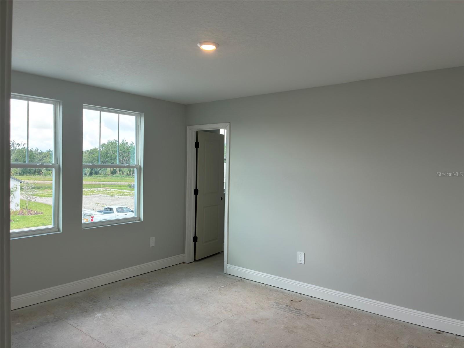 OAKFIELD TRAILS WEST - Residential