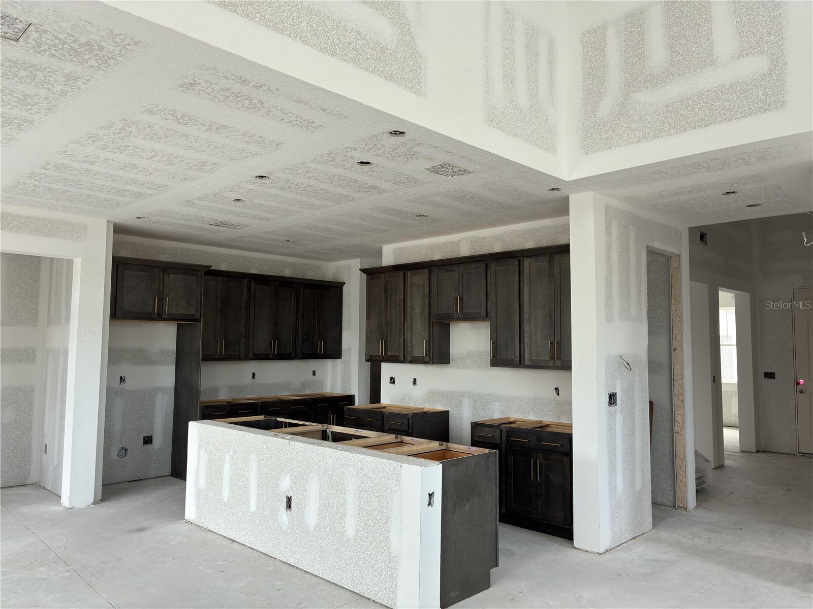 OAKFIELD TRAILS WEST - Residential