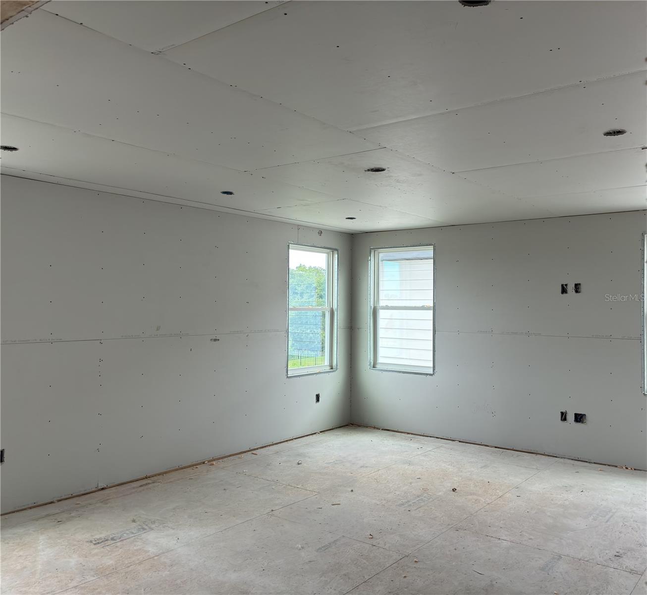 OAKFIELD TRAILS WEST - Residential