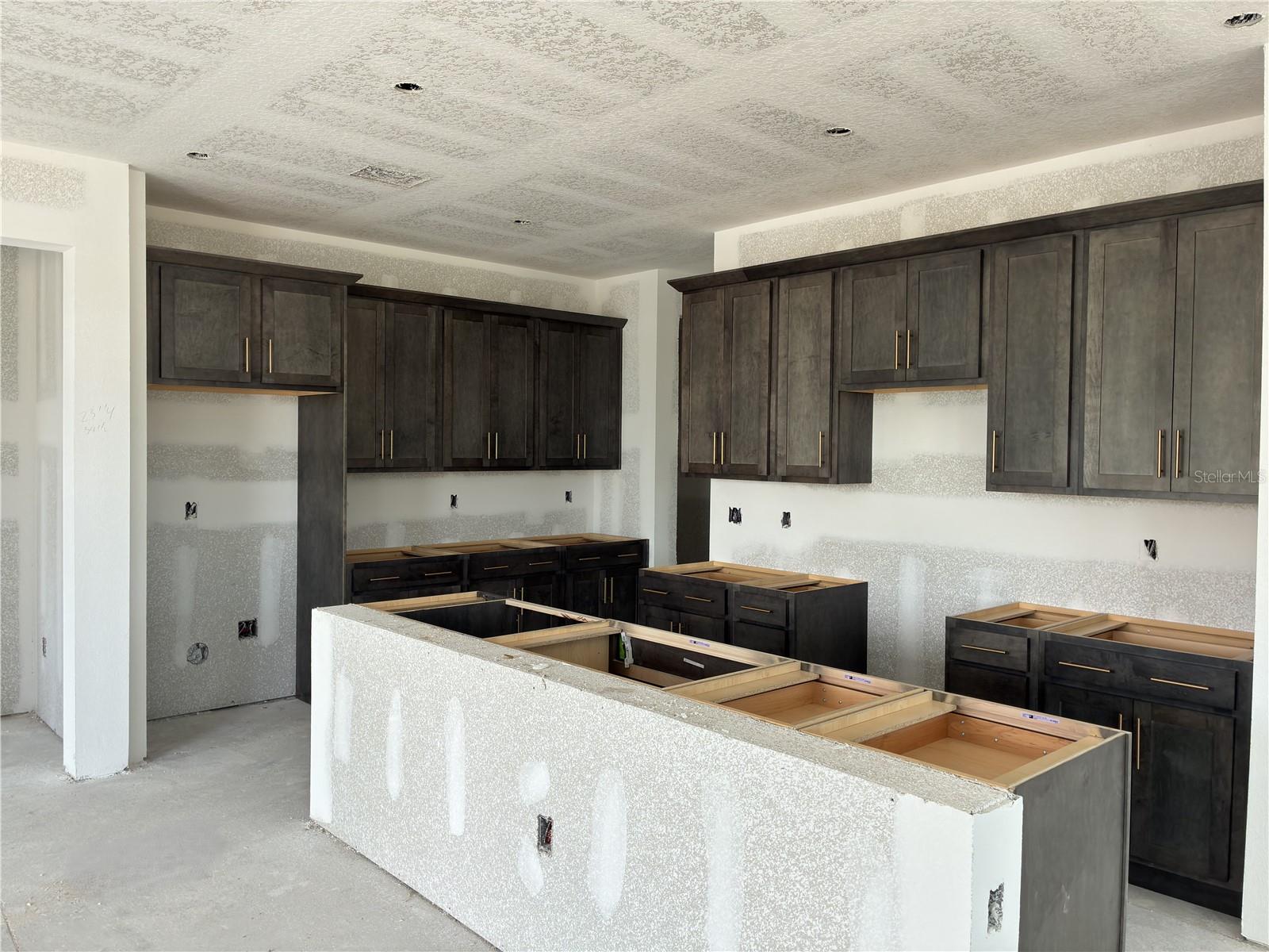 OAKFIELD TRAILS WEST - Residential