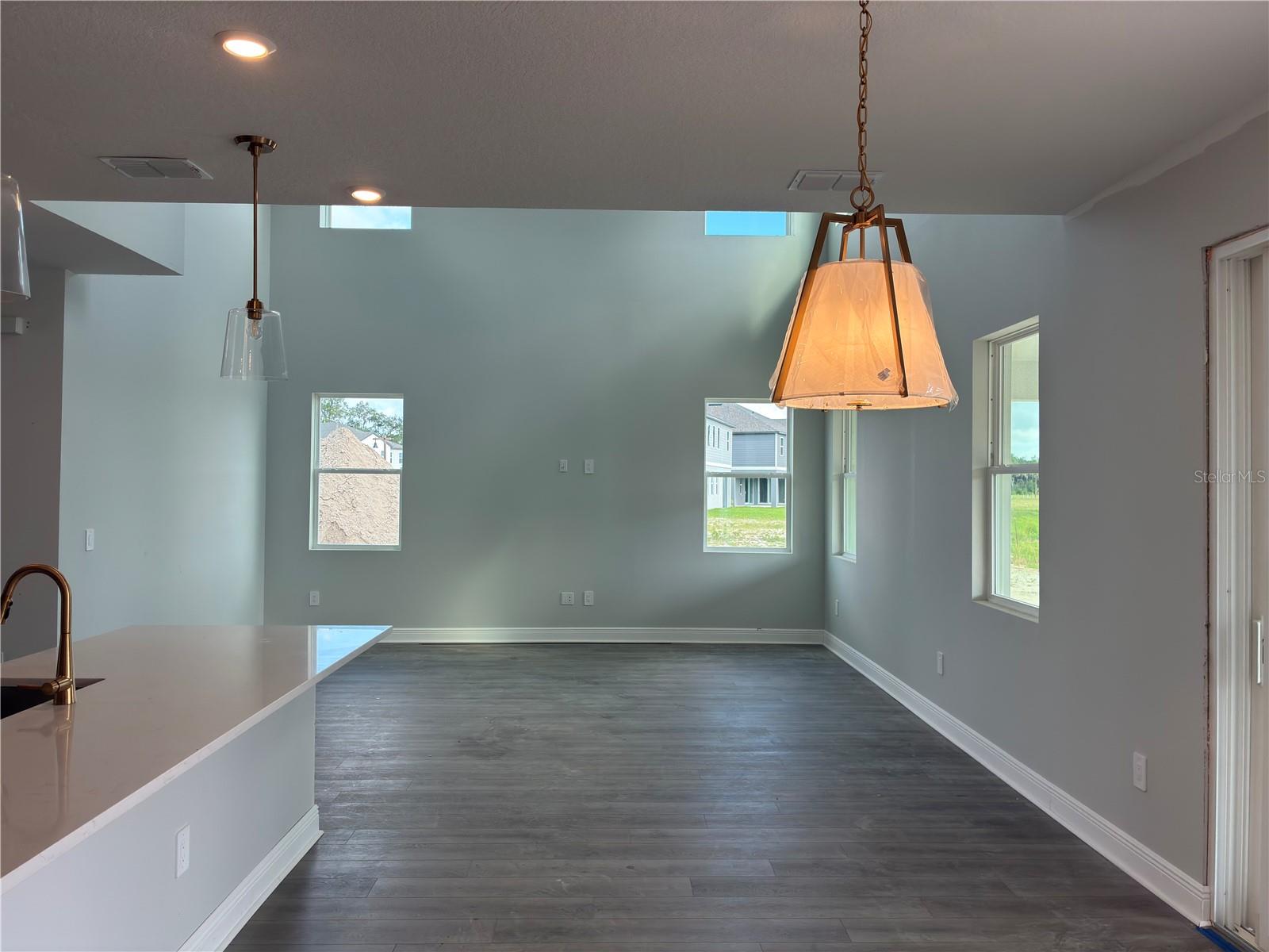OAKFIELD TRAILS WEST - Residential