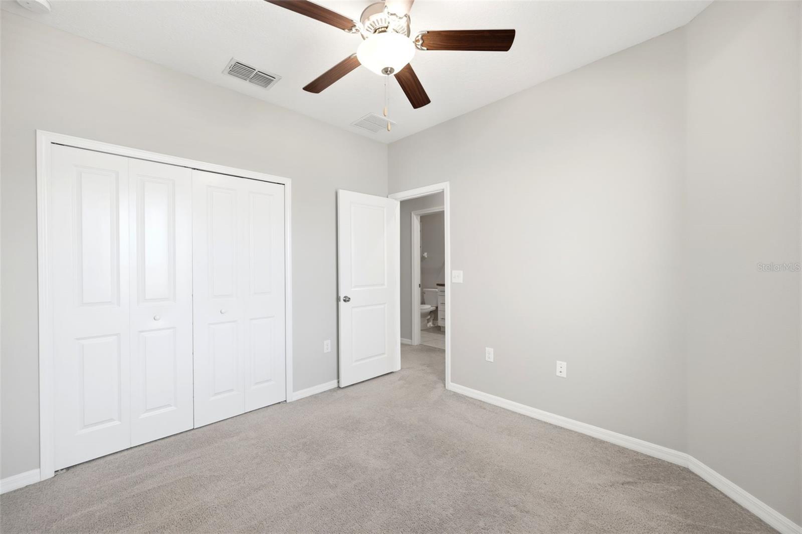 EPPERSON NORTH TWNHMS PH 4 - Residential