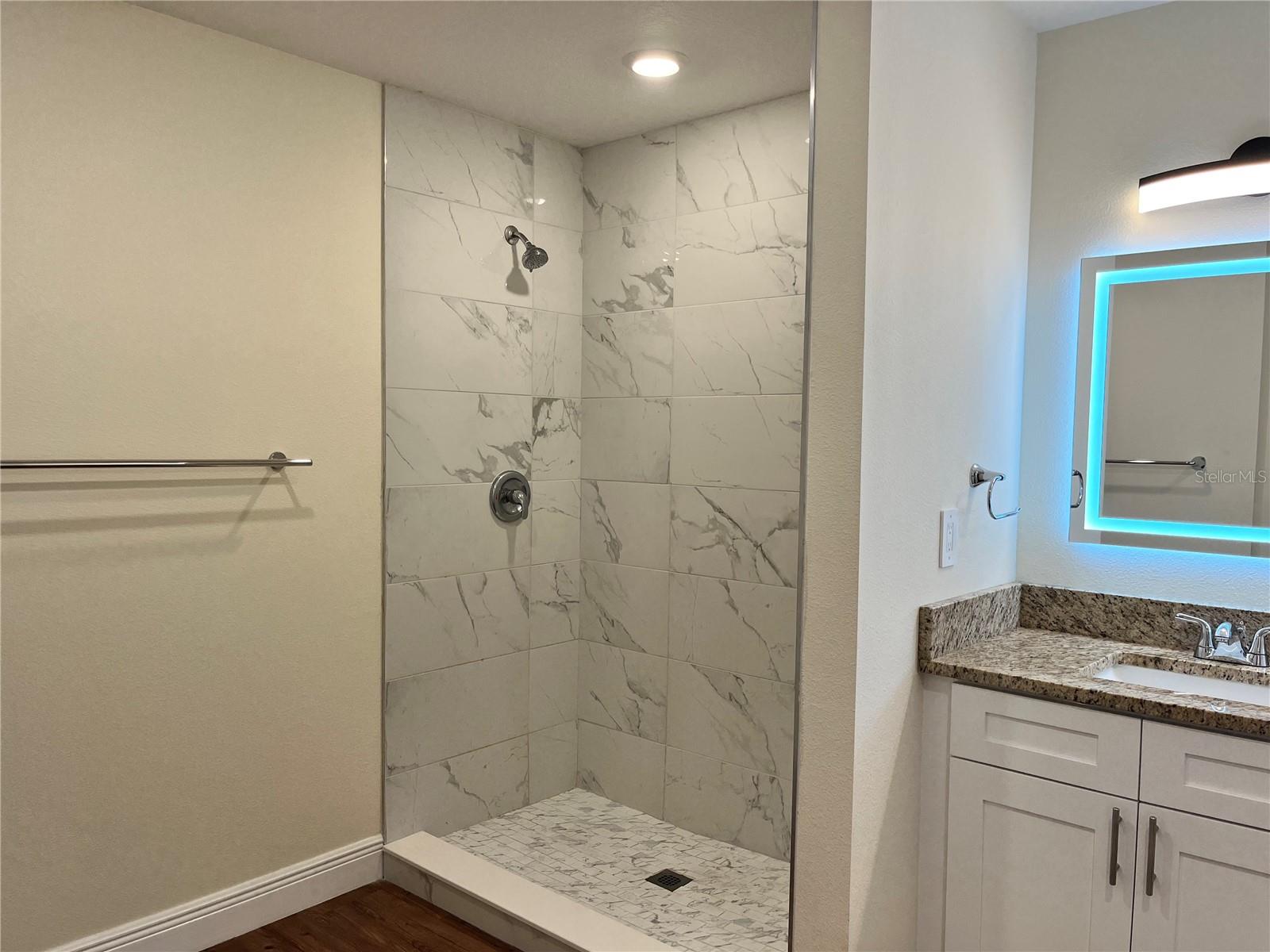 SUN N LAKE - Residential