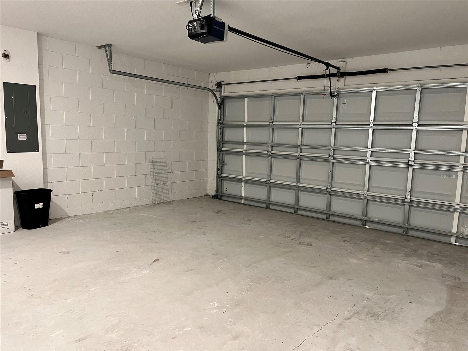 SUN N LAKE - Residential