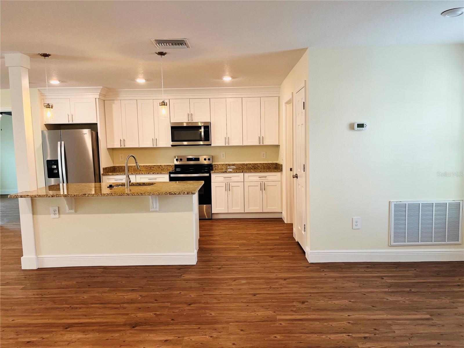 SUN N LAKE - Residential