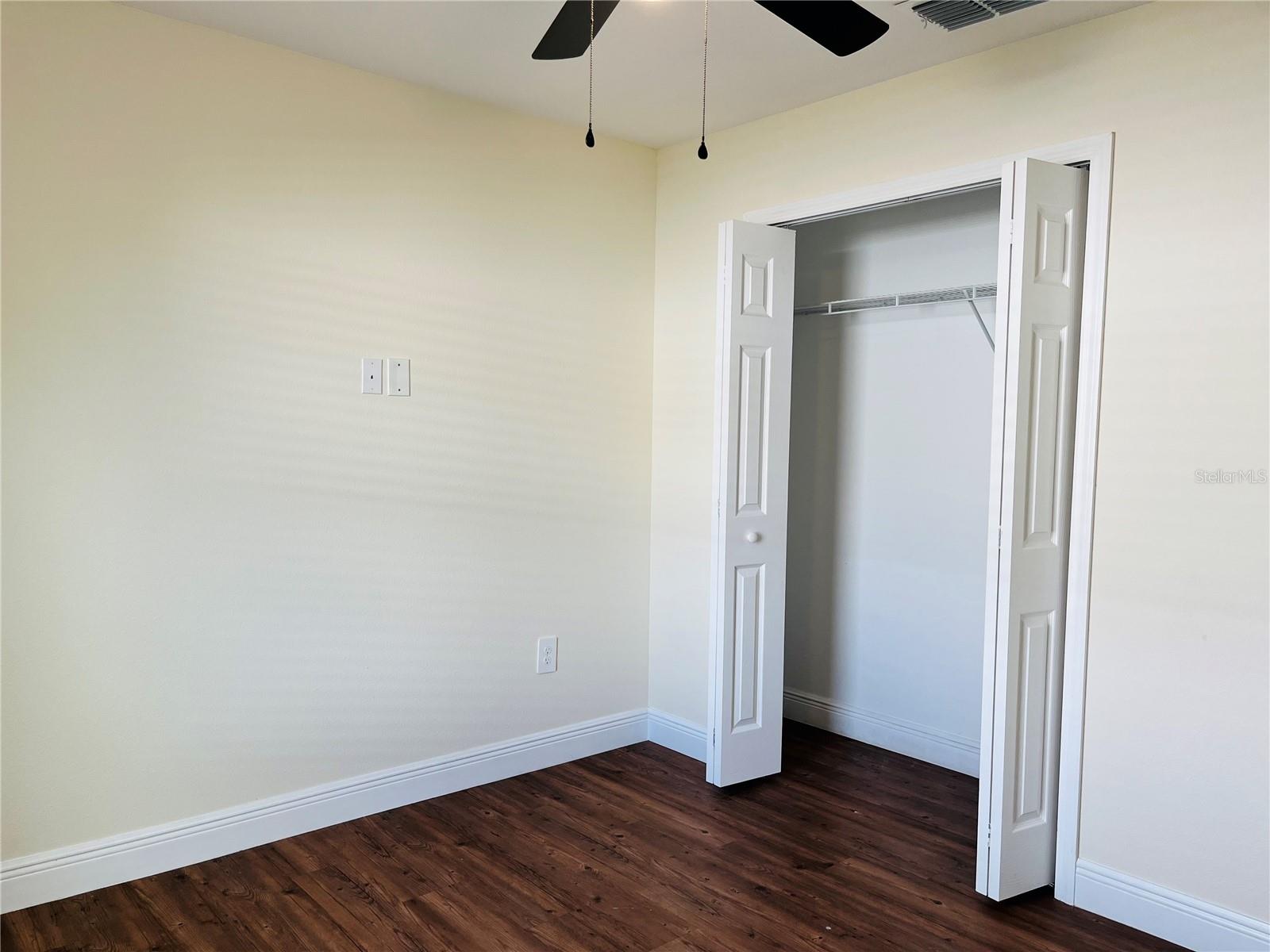 SUN N LAKE - Residential