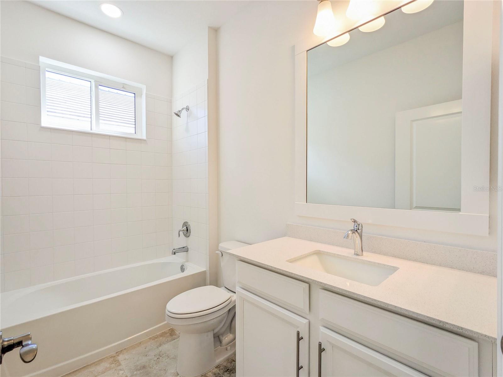 LAKEHOUSE COVE AT WATERSIDE - Residential Lease