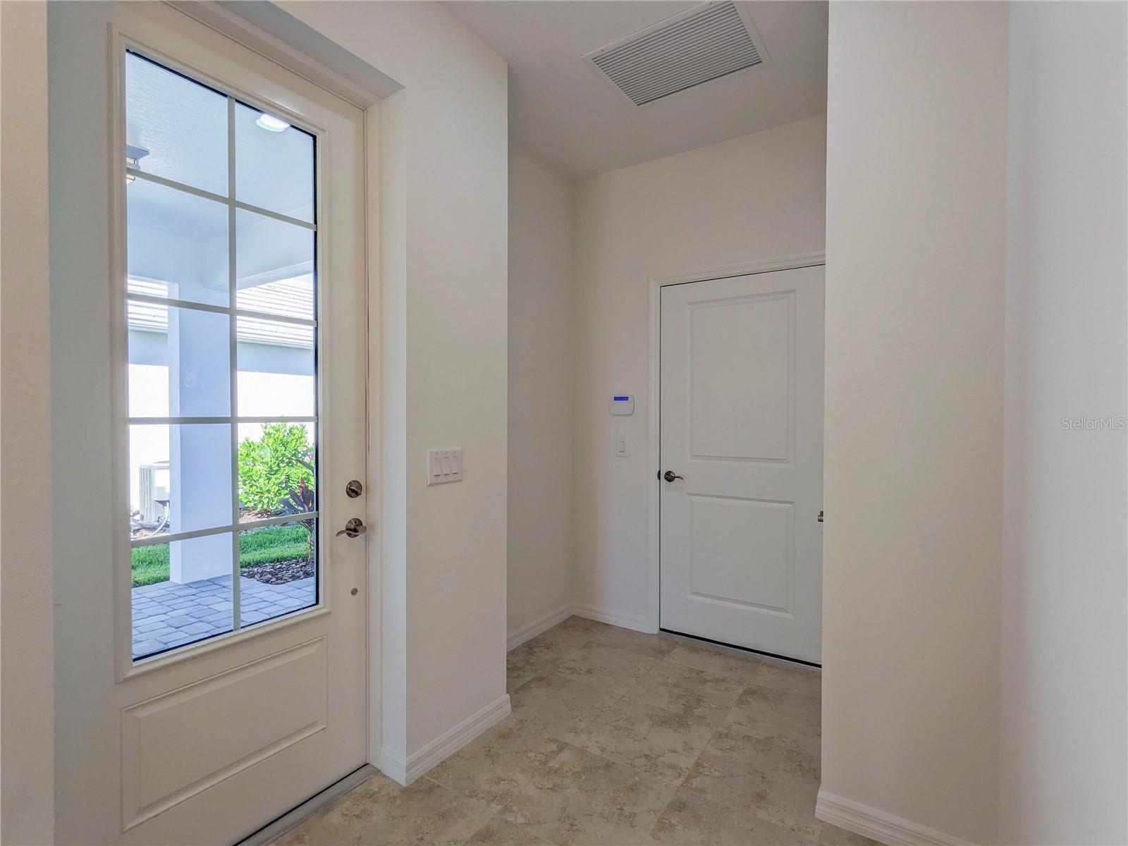 LAKEHOUSE COVE AT WATERSIDE - Residential Lease