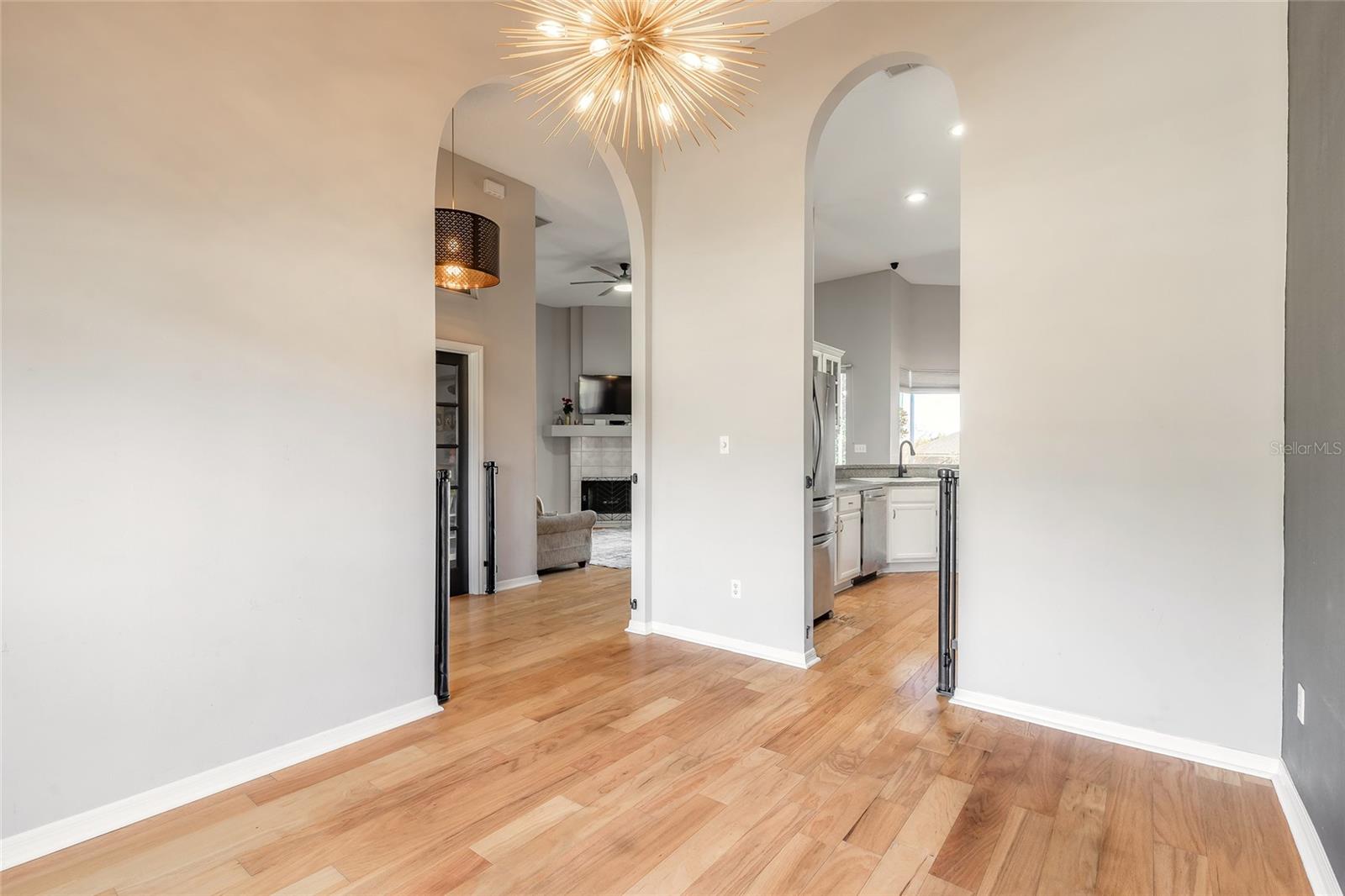 1103 LAKE LEGRO COURT