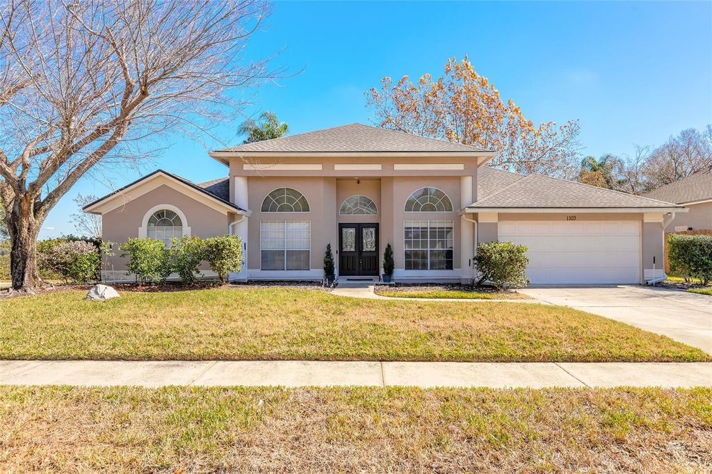 Photo of 1103 Lake Legro Court, Orlando, FL 32835 (MLS # V4947184)