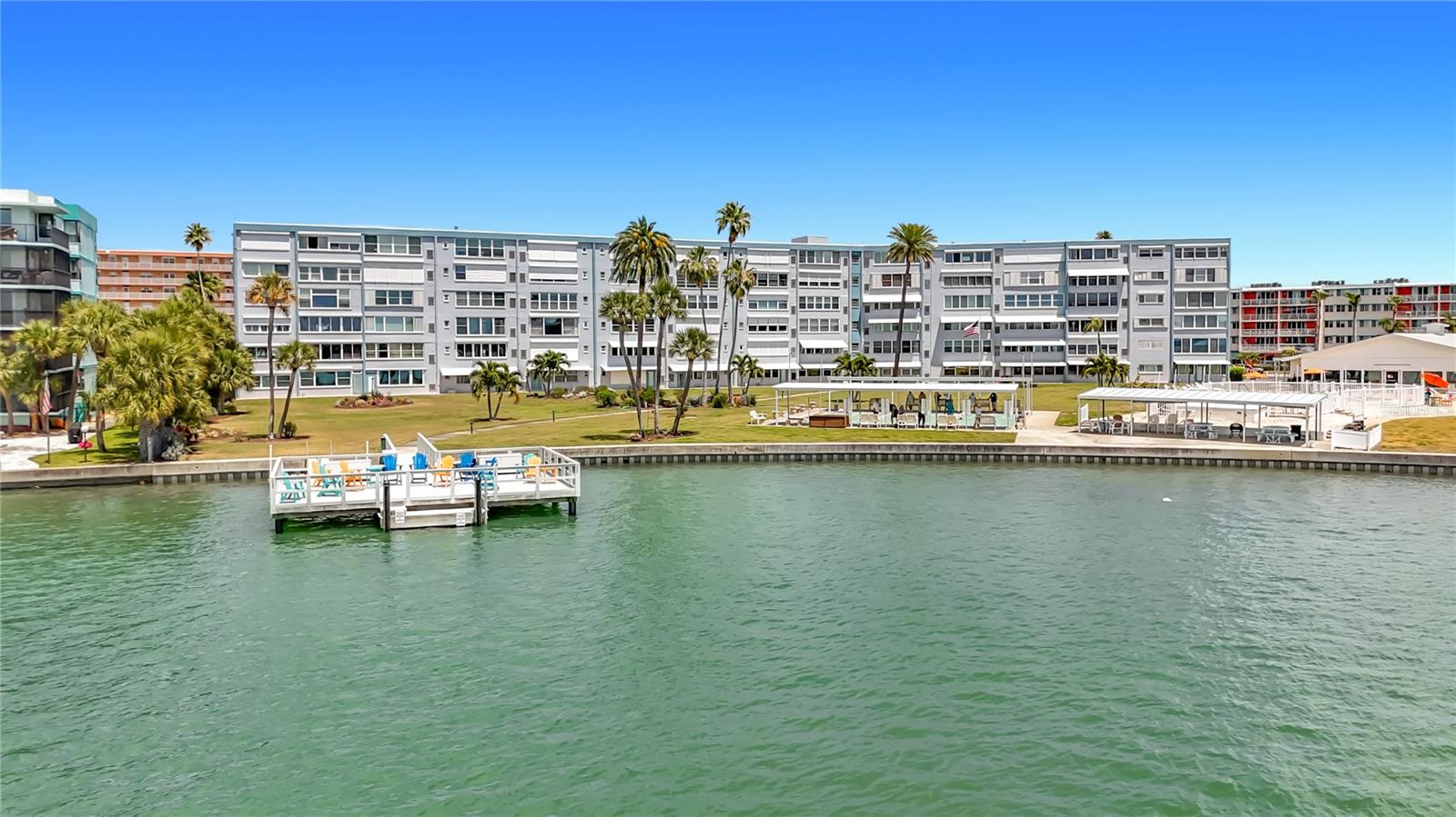 SHORE TOWERS BLDG - Residential