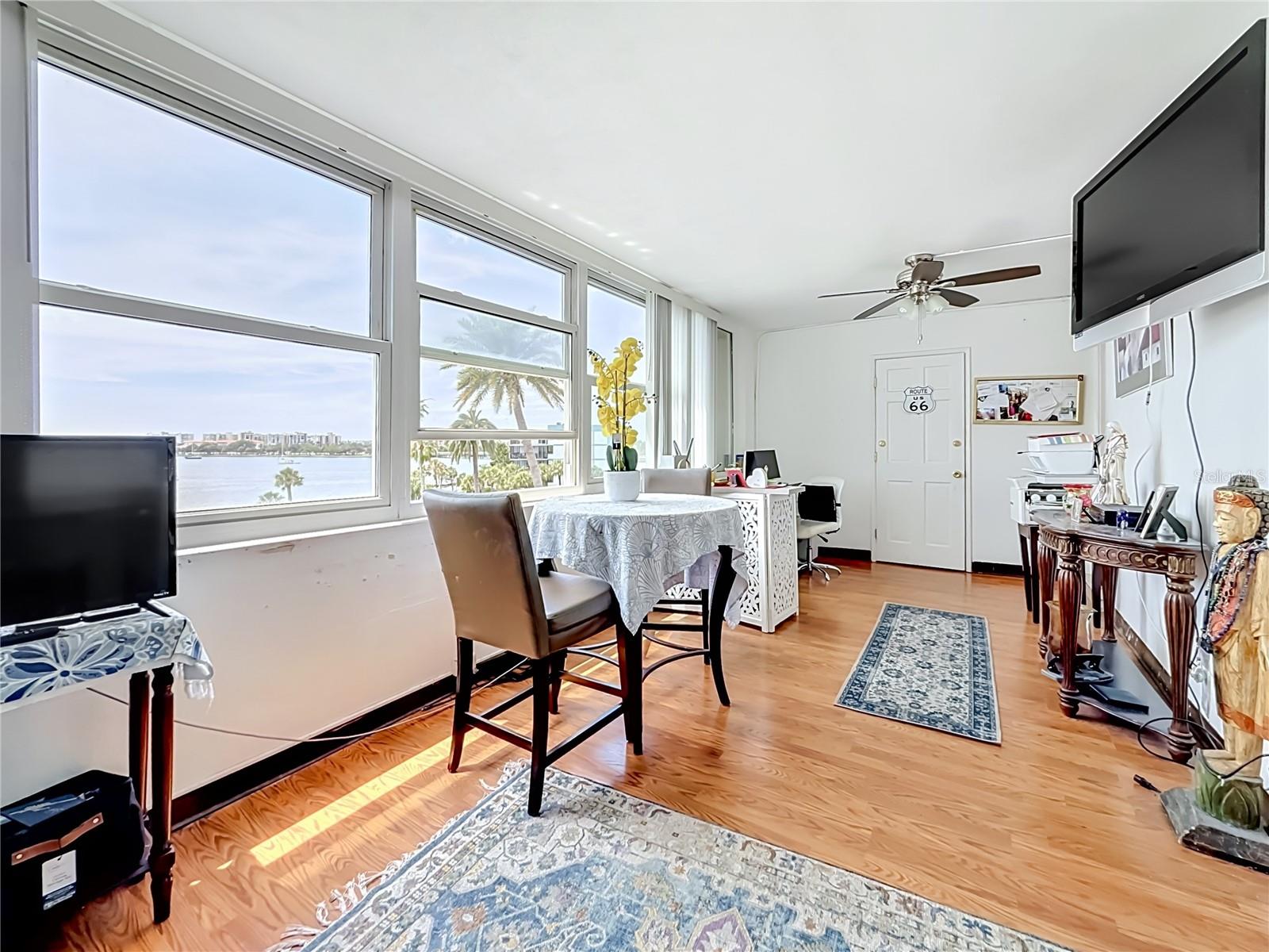 SHORE TOWERS BLDG - Residential