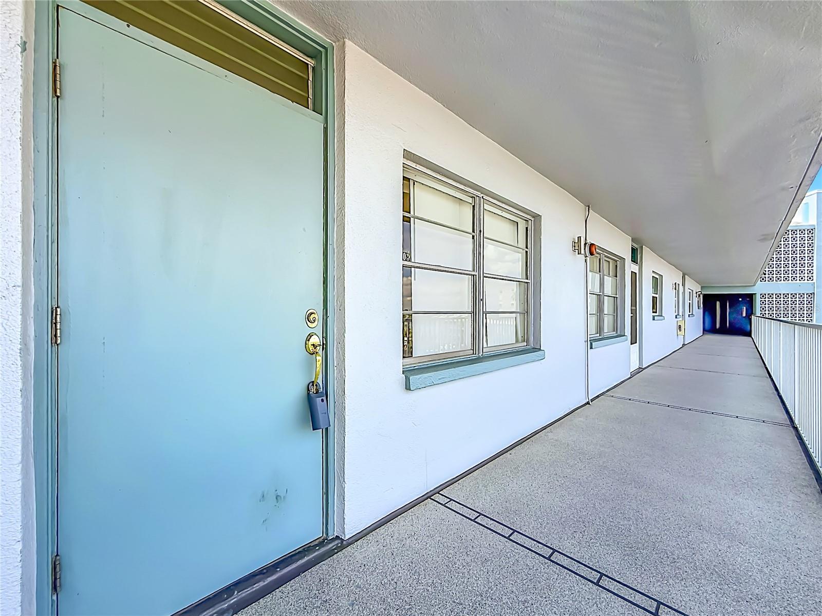 SHORE TOWERS BLDG - Residential