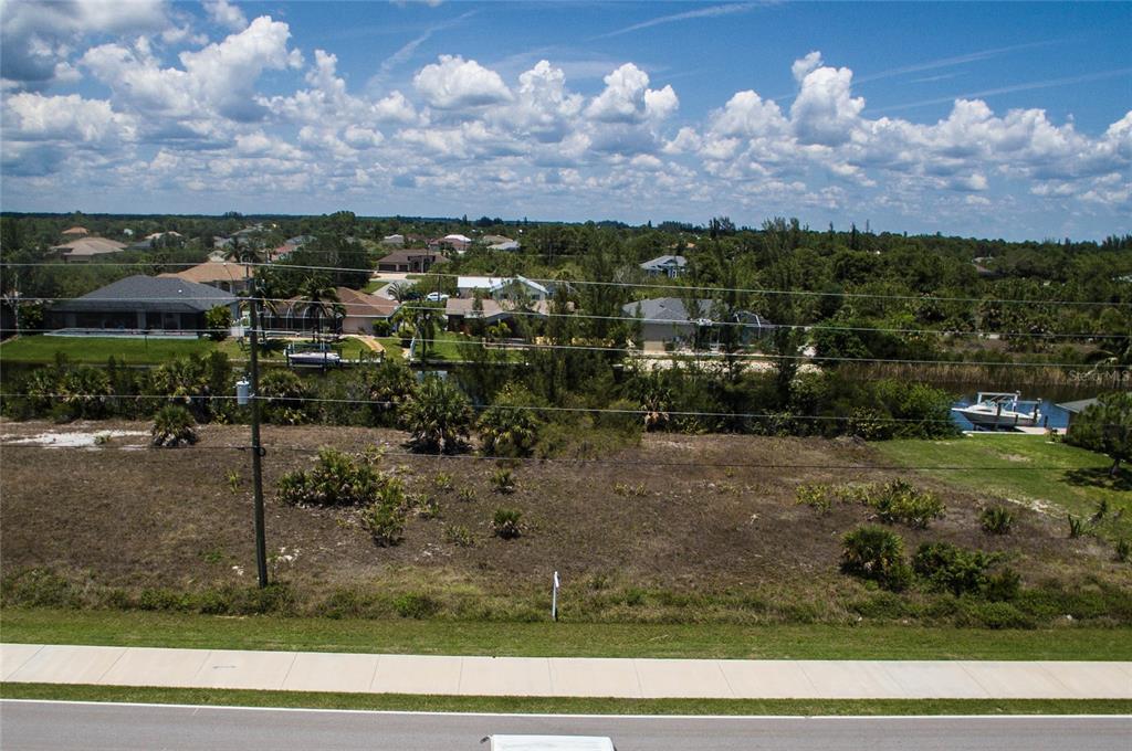 PORT CHARLOTTE SEC 082 - Land