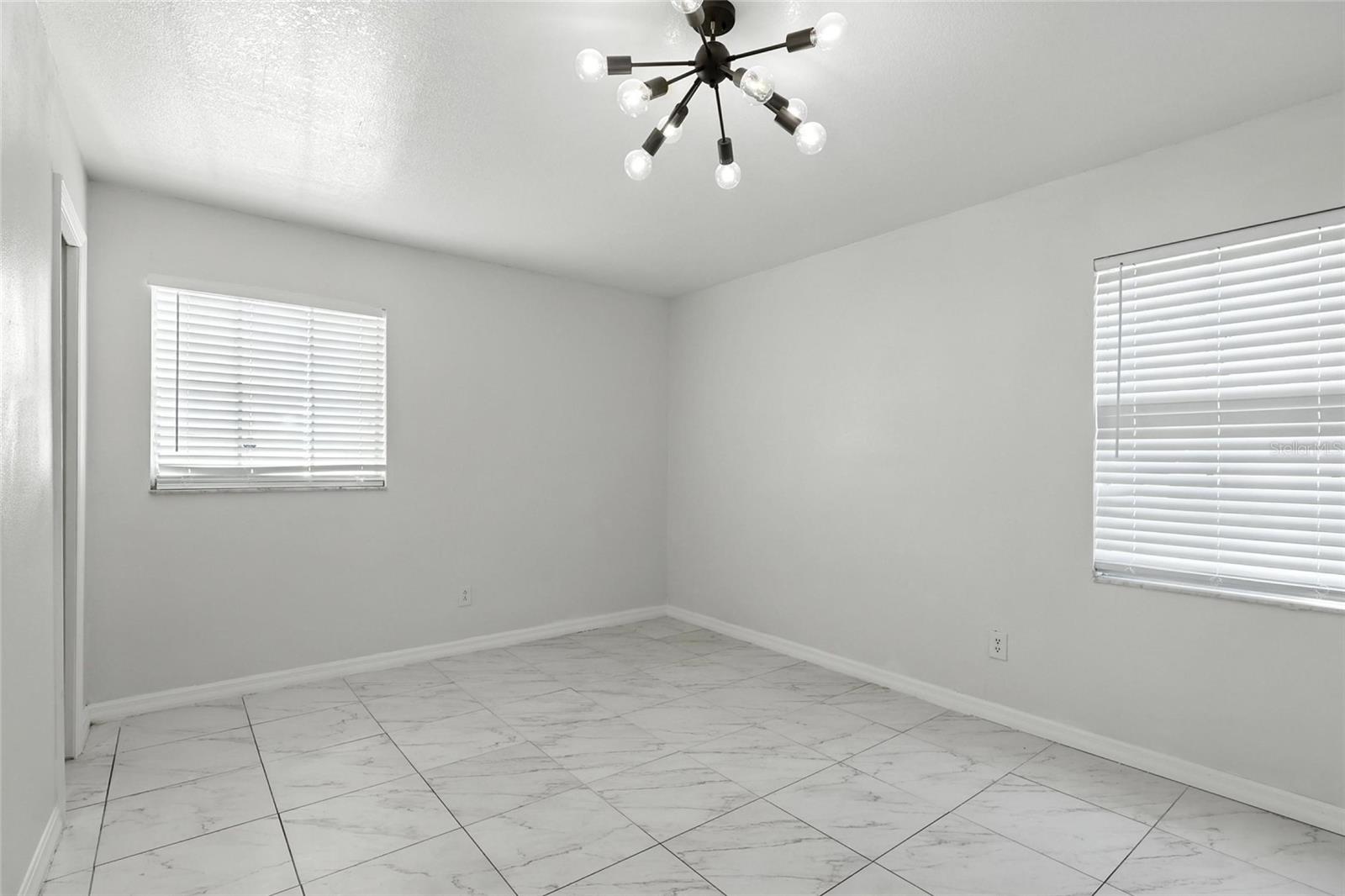 CENTRAL CORTEZ PLAZA - Residential