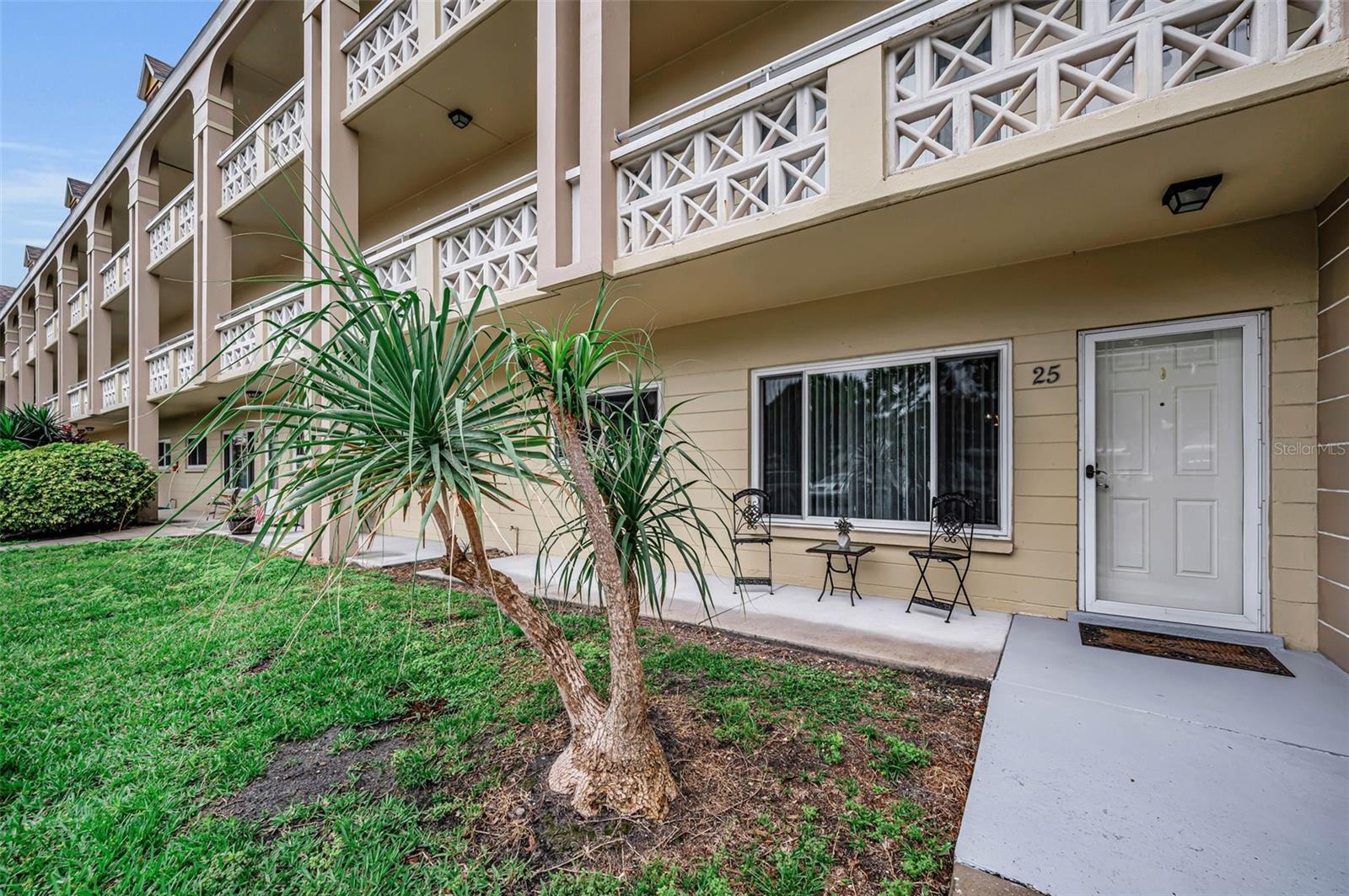 2361 JAMAICAN STREET 25