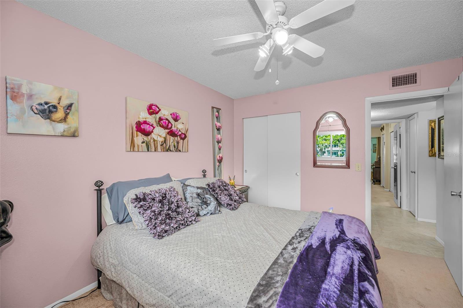 ON TOP OF THE WORLD - Residential