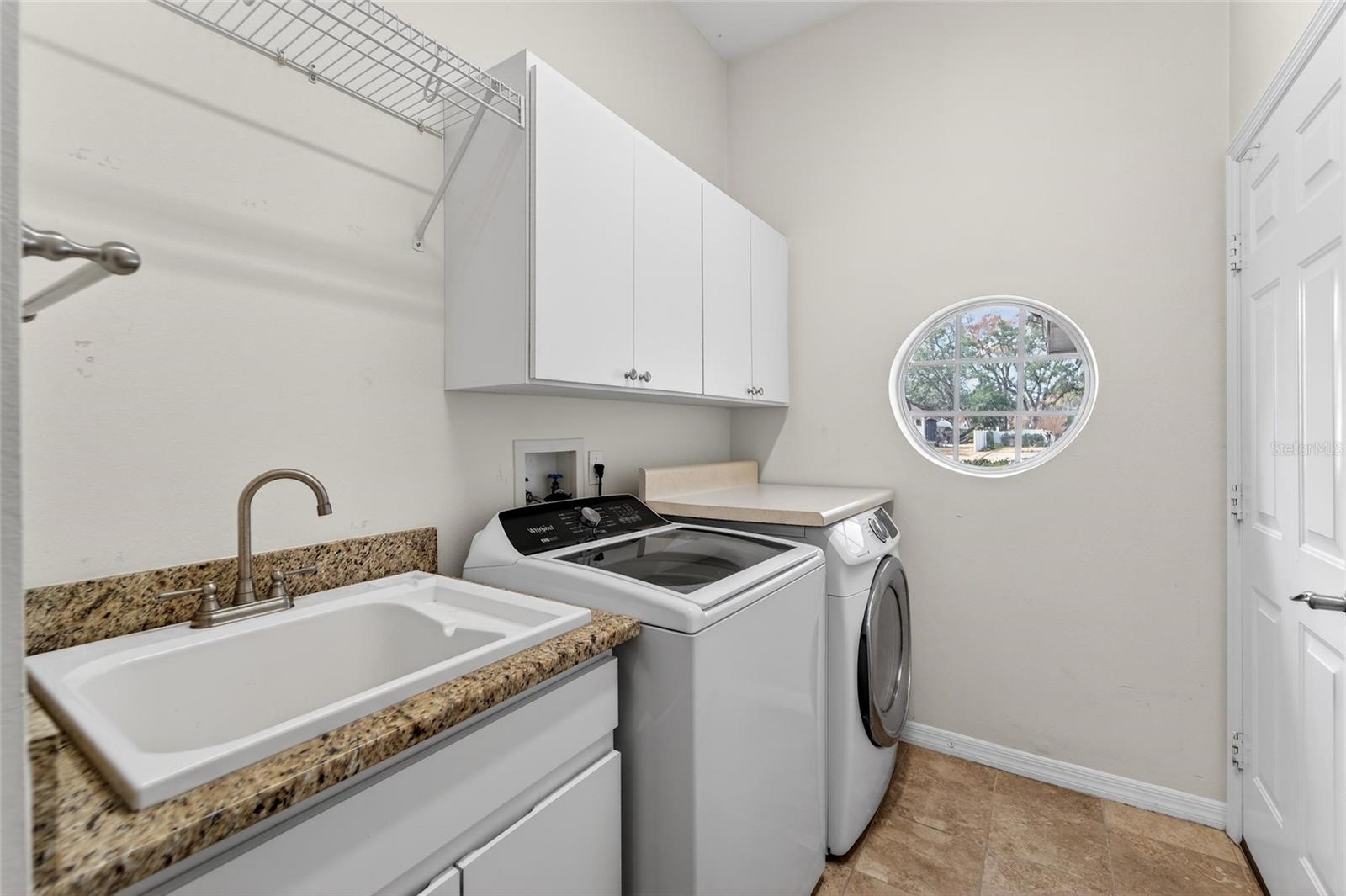 CANTERBURY OAKS - Residential