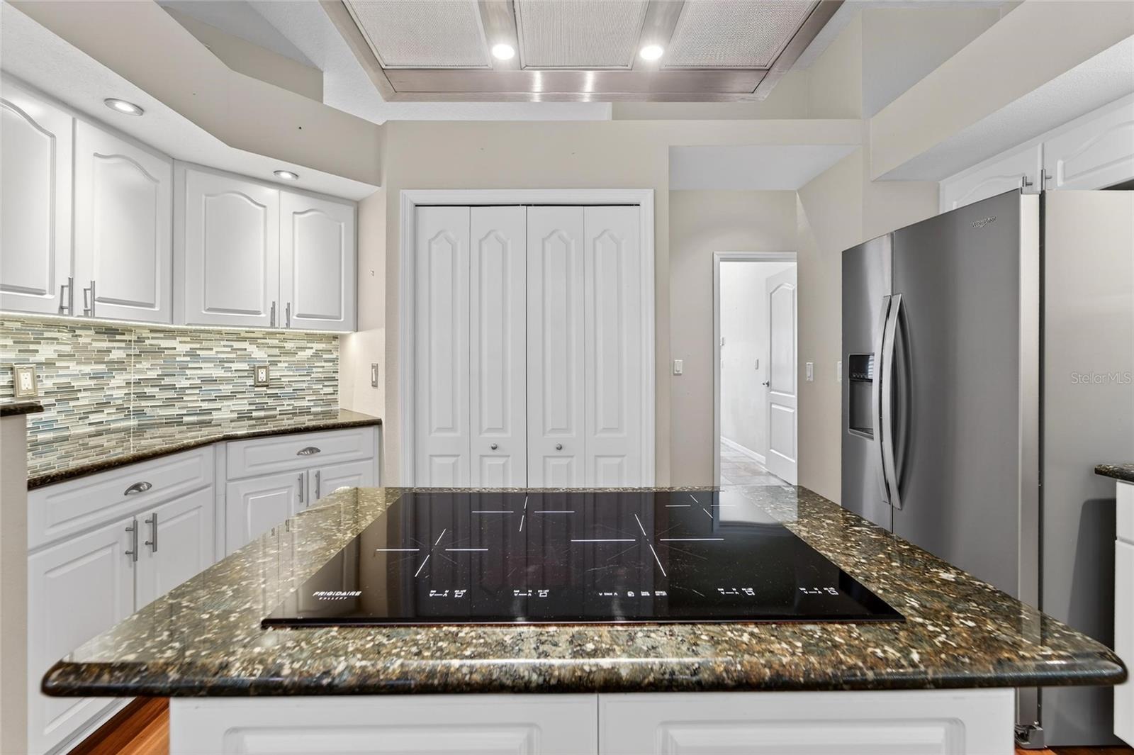 CANTERBURY OAKS - Residential