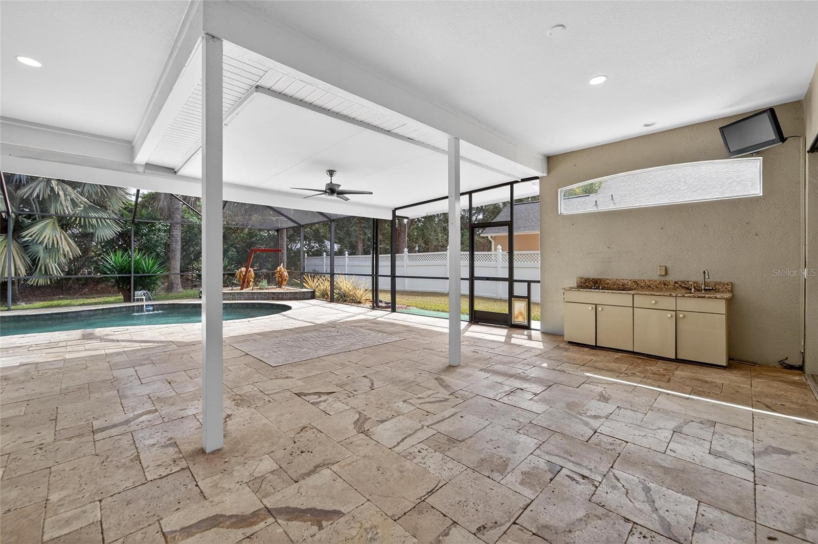 CANTERBURY OAKS - Residential