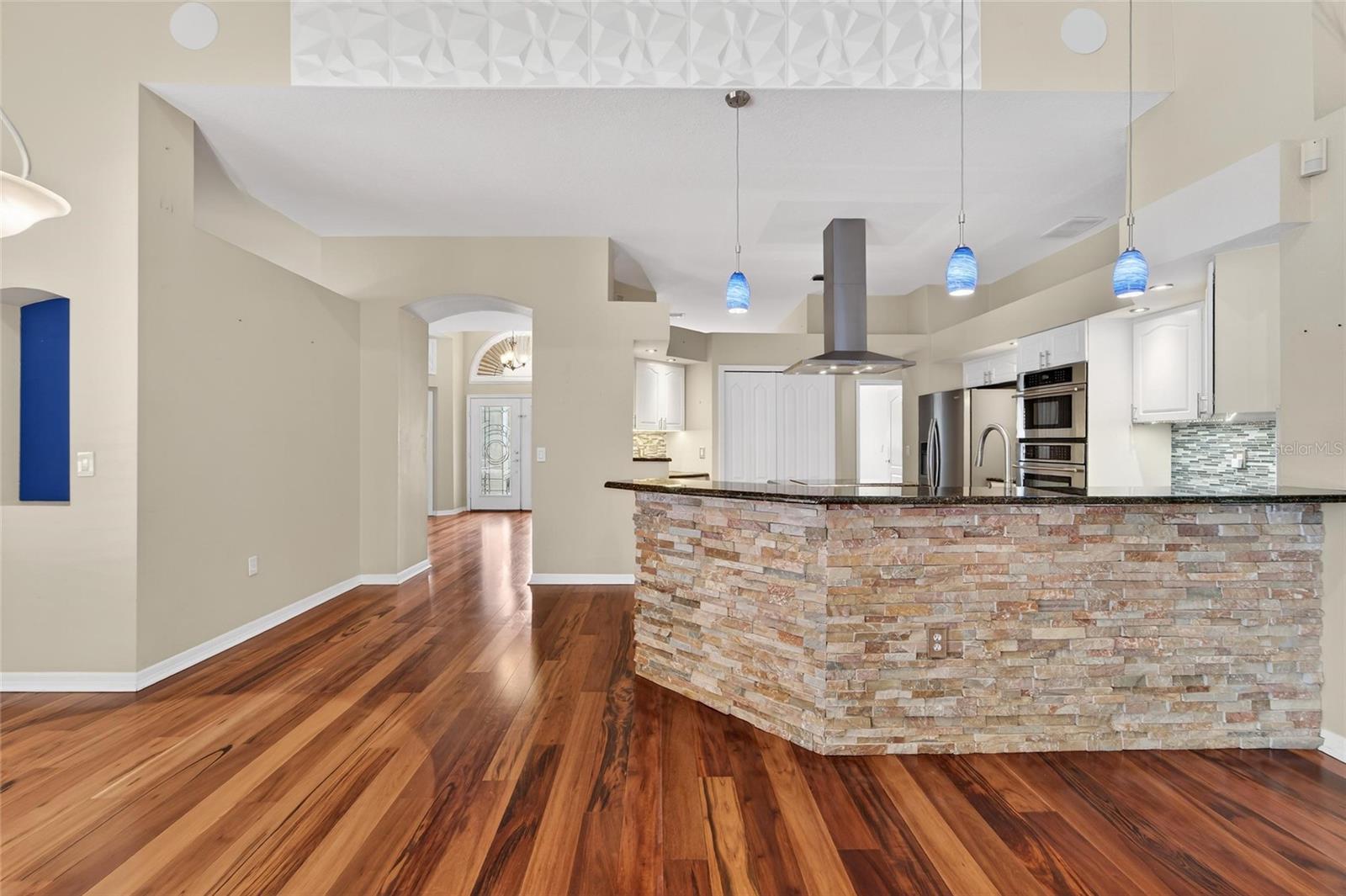 CANTERBURY OAKS - Residential