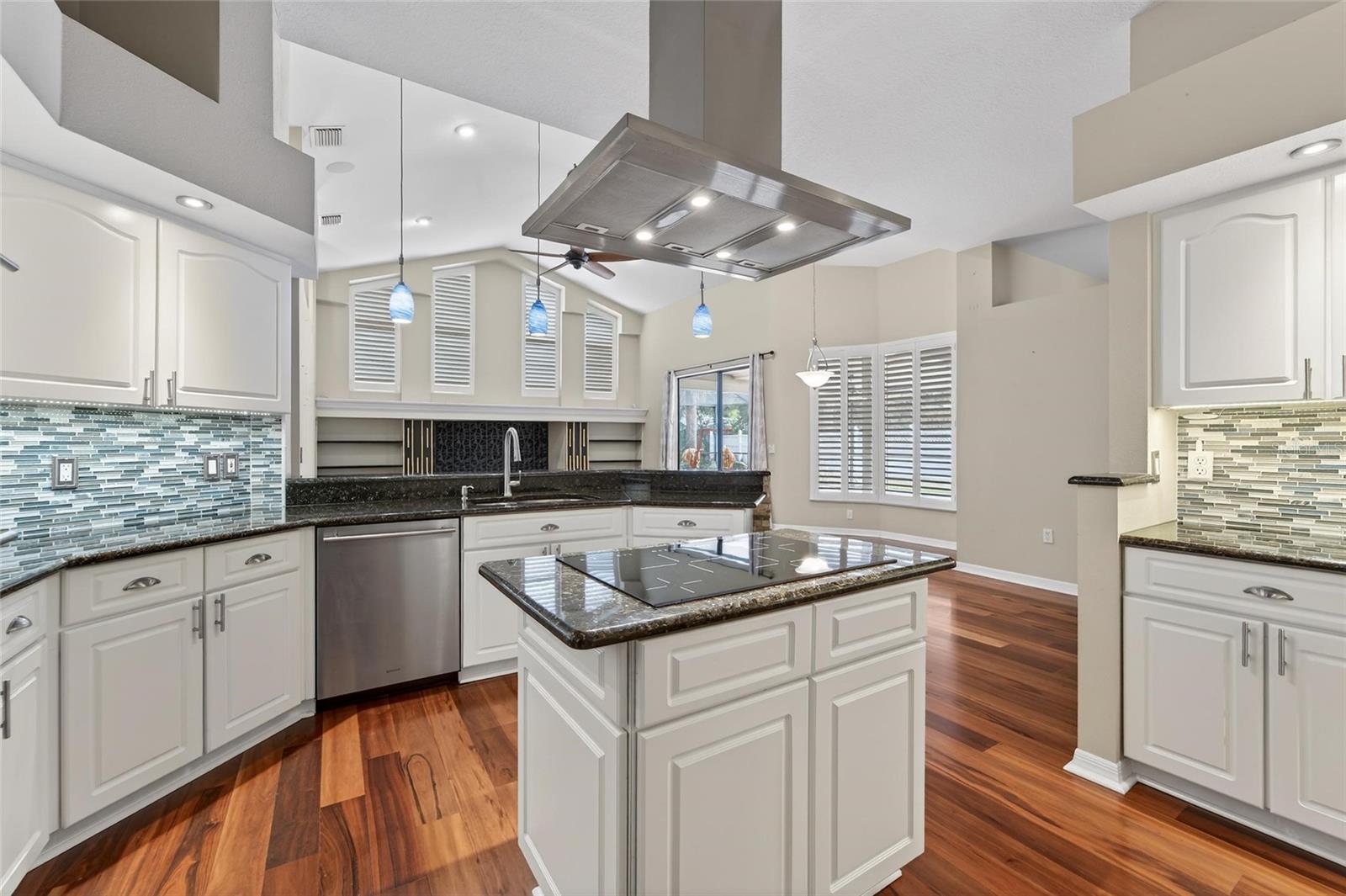 CANTERBURY OAKS - Residential