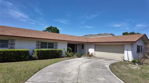 Photo of 5026 N Socrum Loop Road, Lakeland, FL 33809 (MLS # P4938166)