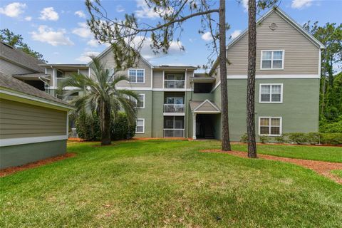 Condominium in JACKSONVILLE FL 7701 TIMBERLIN PARK BOULEVARD.jpg