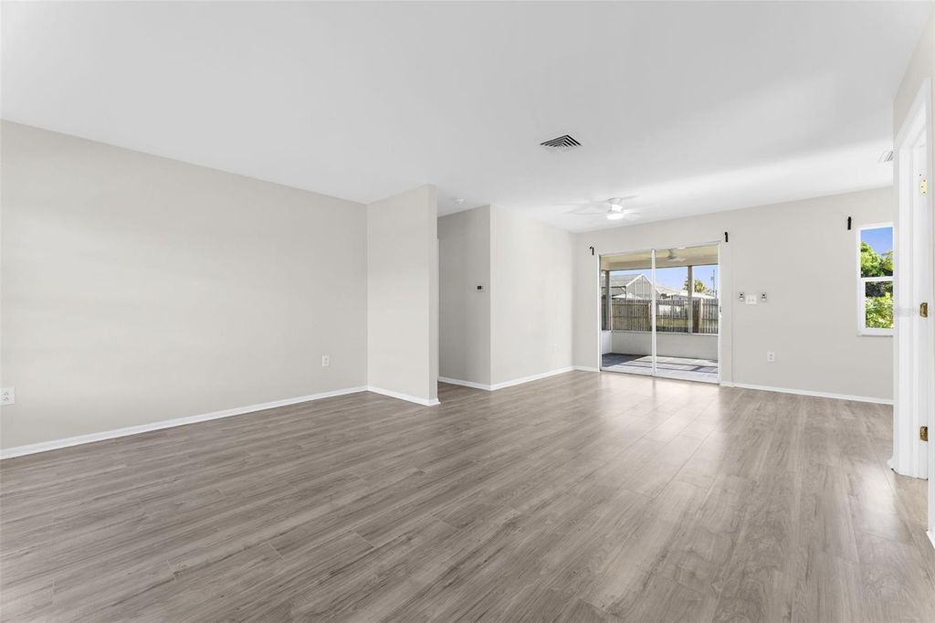 Photo of 375 Burke Road, Venice, FL 34293 (MLS # L4956817)