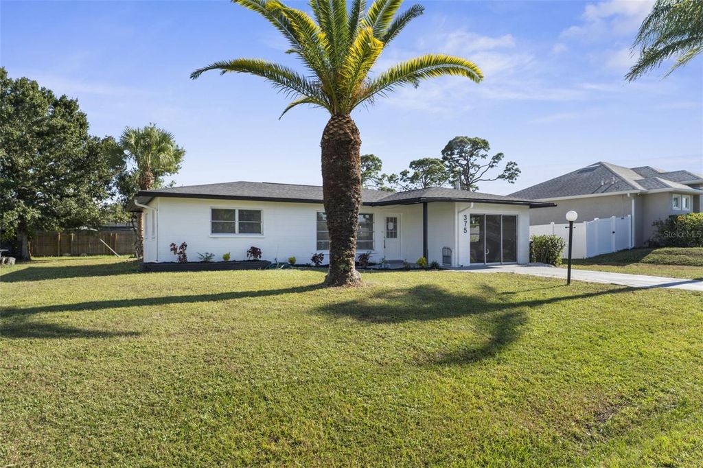 Photo of 375 Burke Road, Venice, FL 34293 (MLS # L4956817)