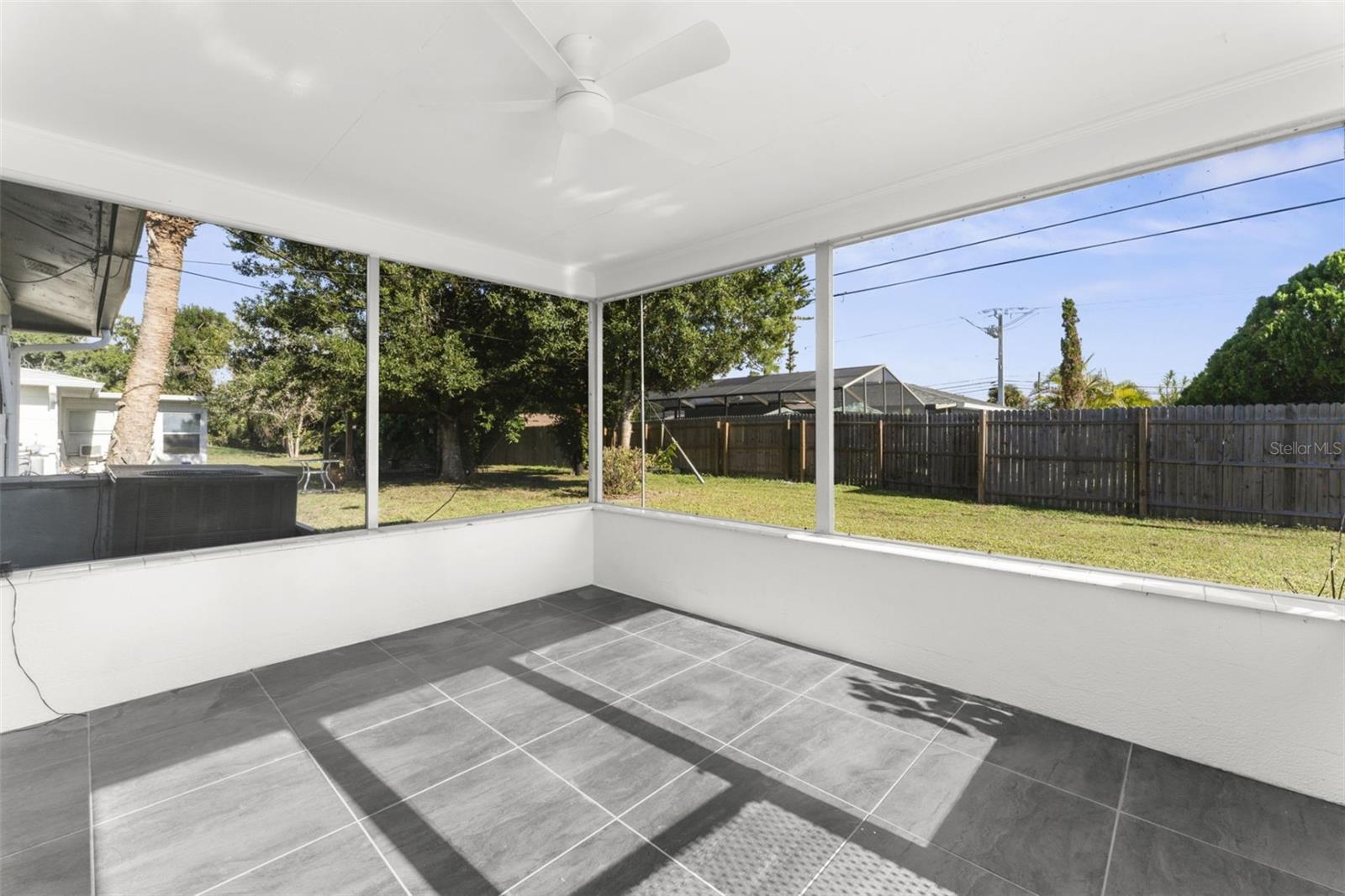 SOUTH VENICE - Residential
