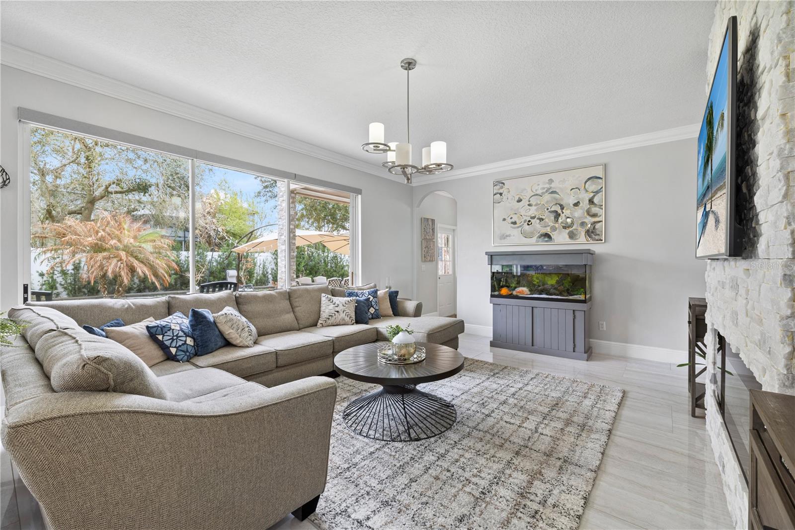 WINTERMERE POINTE - Residential