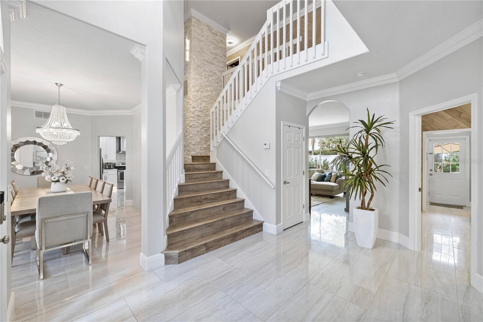 WINTERMERE POINTE - Residential