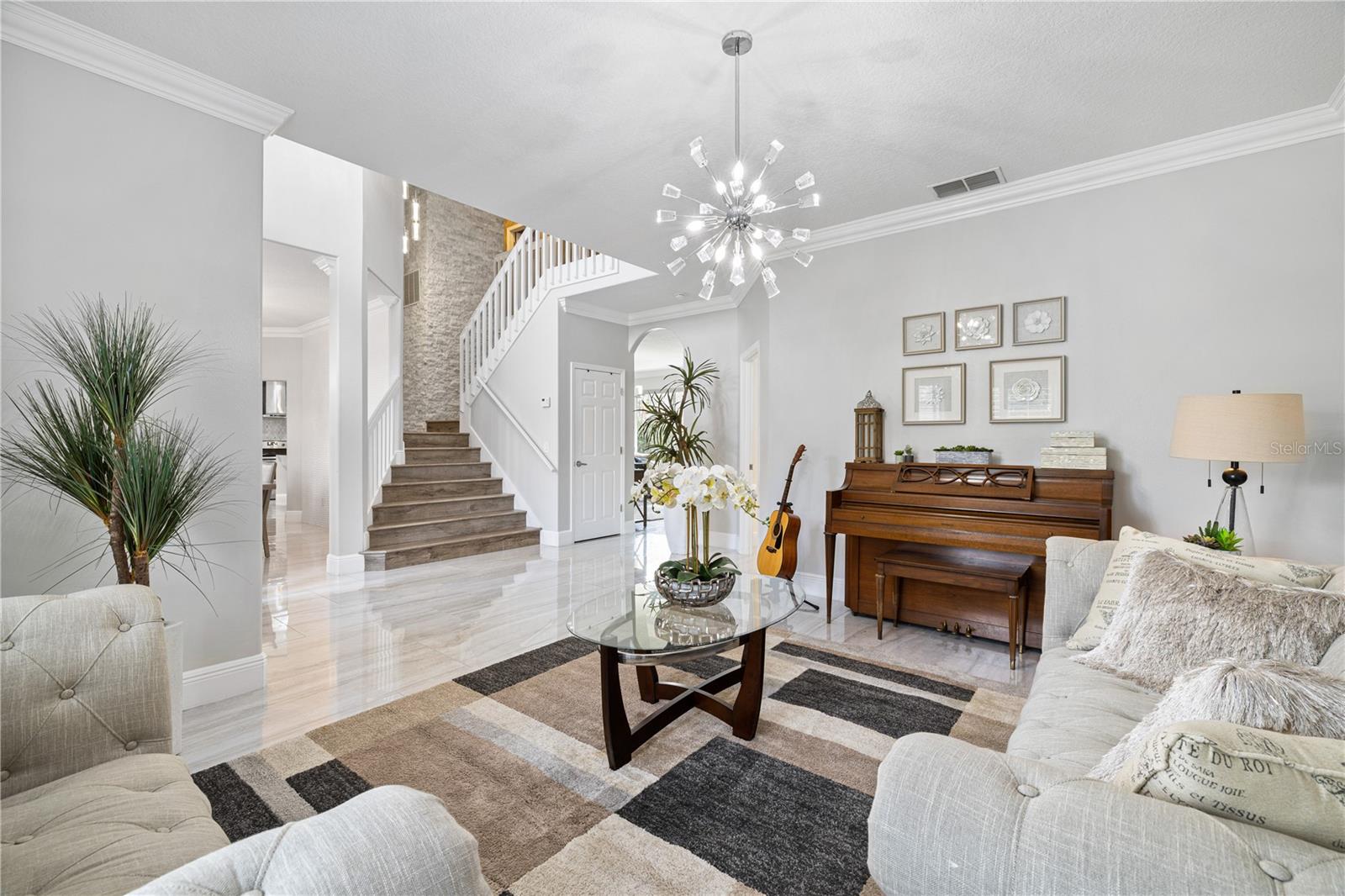 WINTERMERE POINTE - Residential