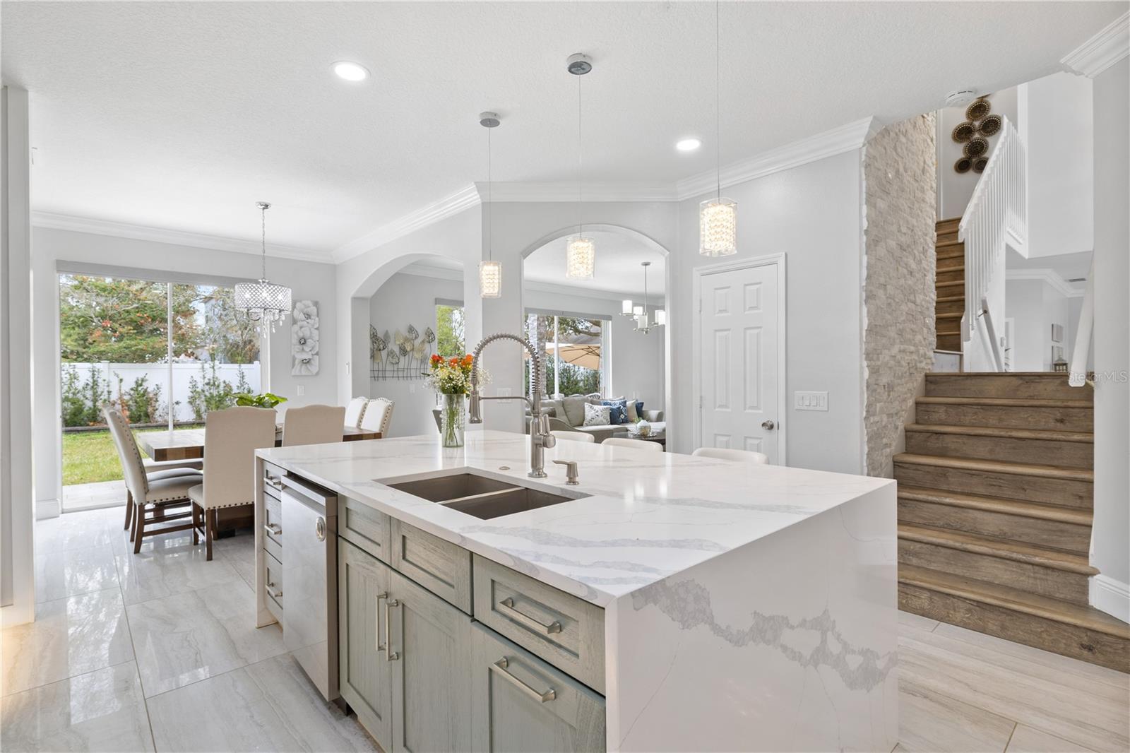 WINTERMERE POINTE - Residential