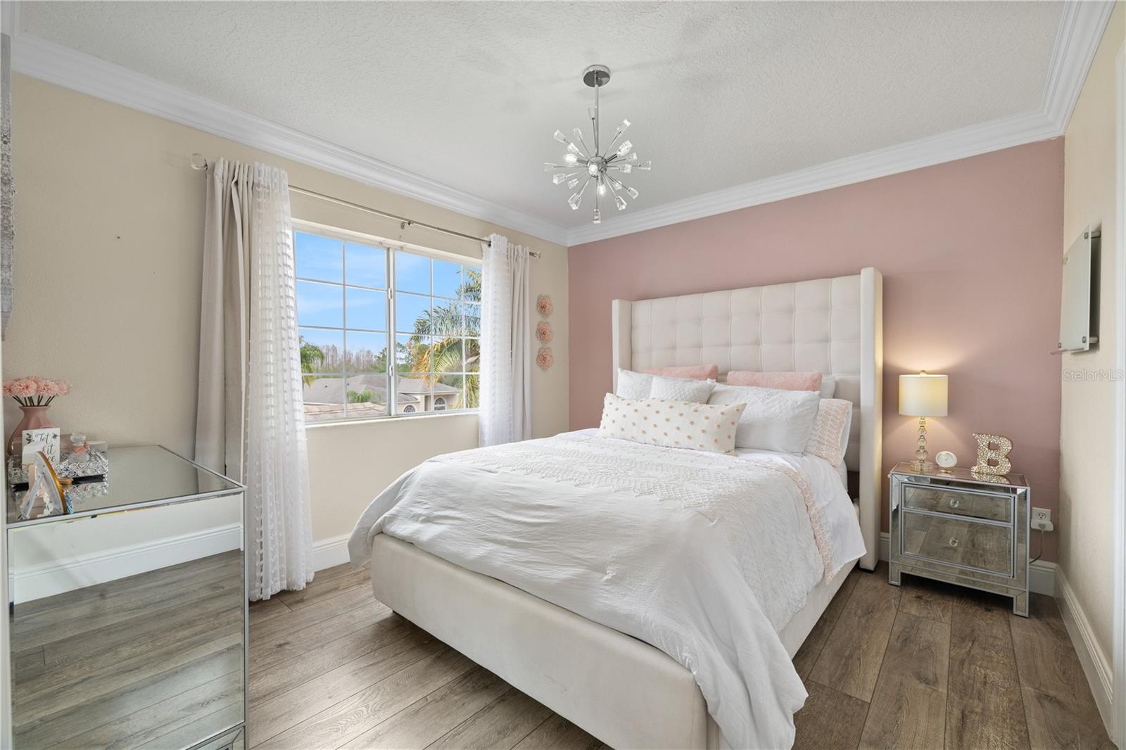 WINTERMERE POINTE - Residential