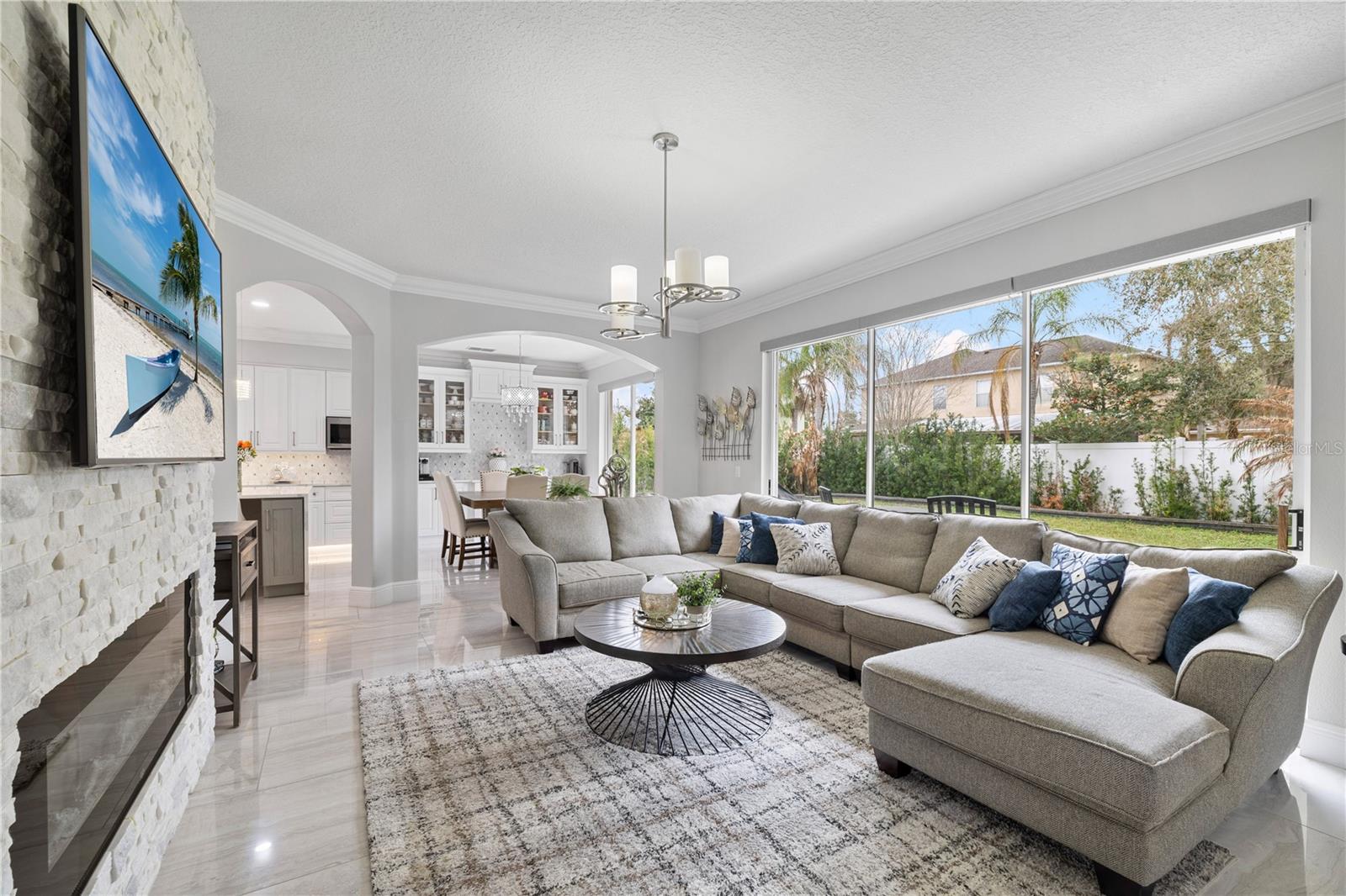 WINTERMERE POINTE - Residential