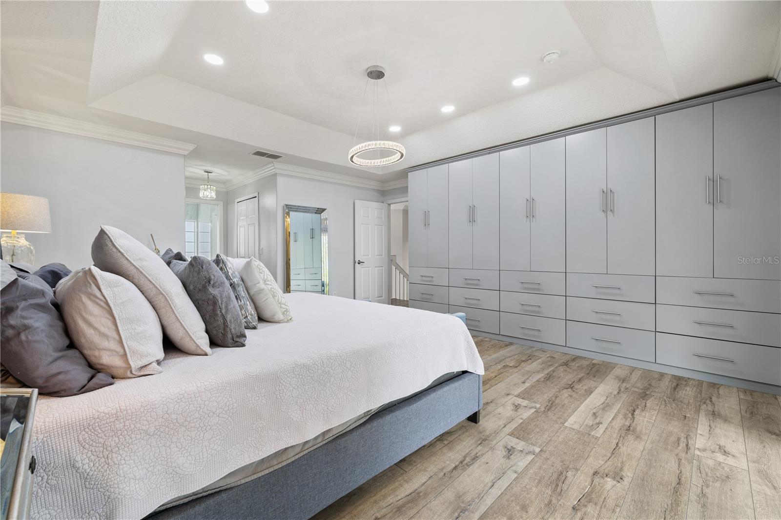 WINTERMERE POINTE - Residential