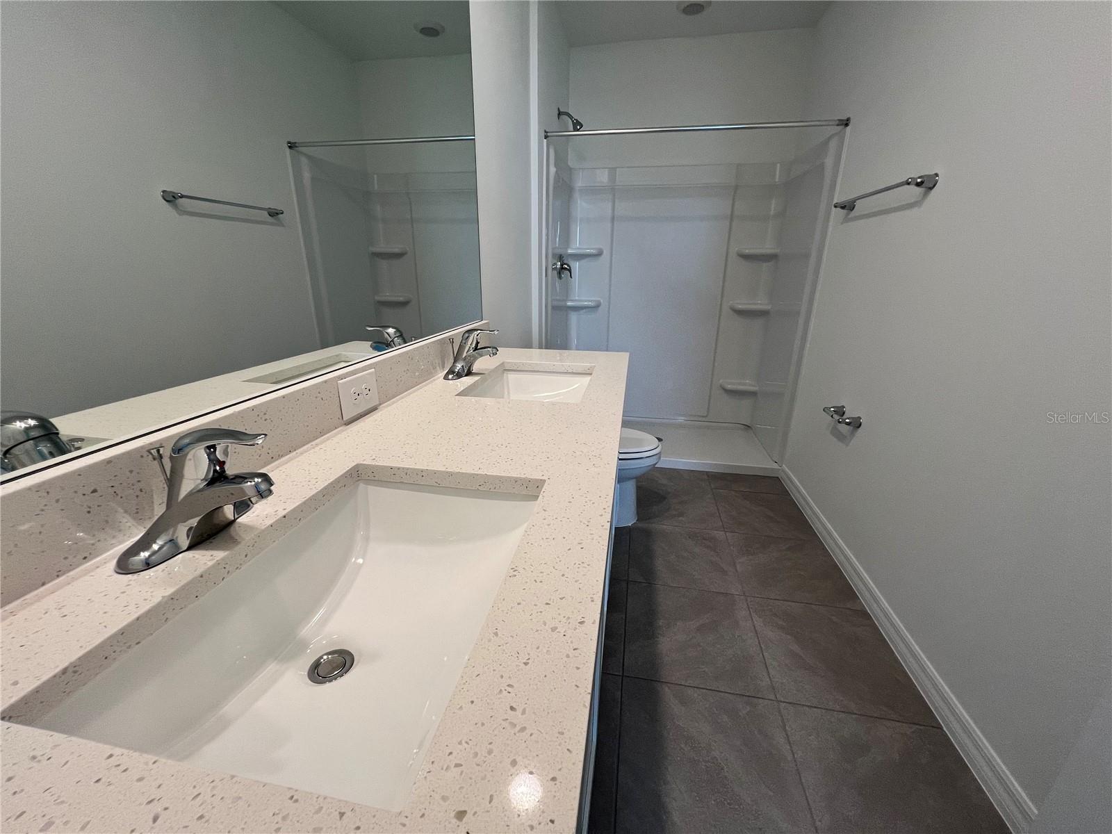 MANGROVE POINT PH 1 - Residential Lease