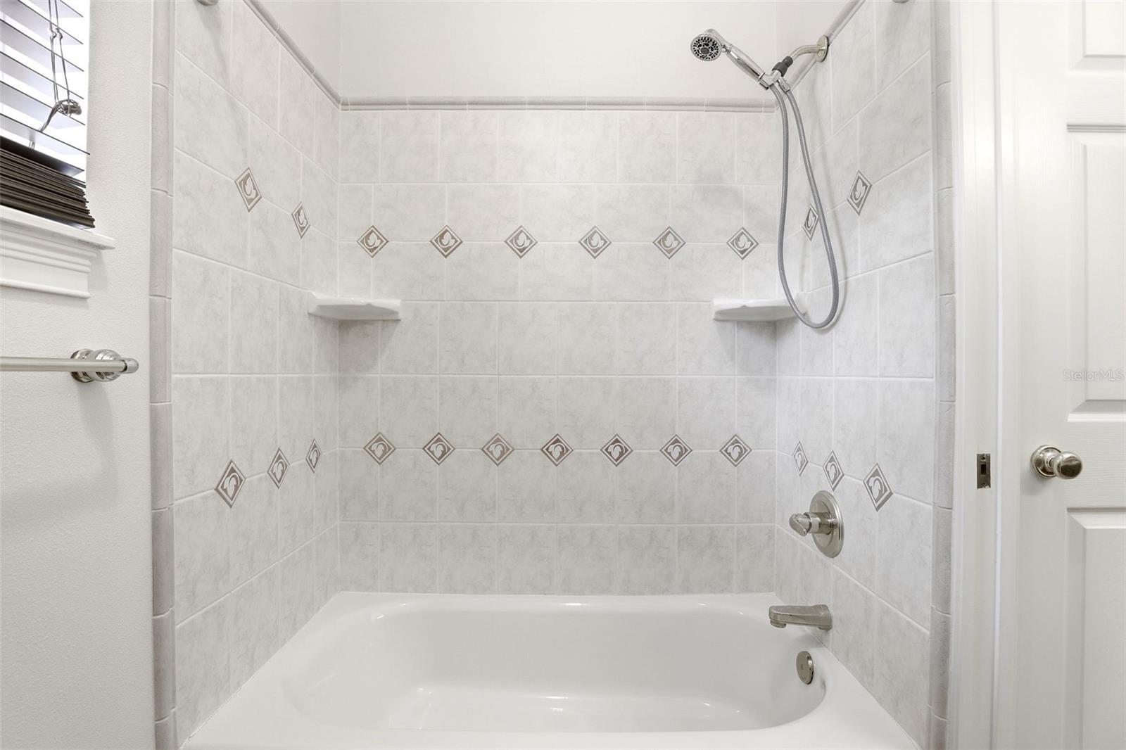 MAP/LK HELEN - Residential