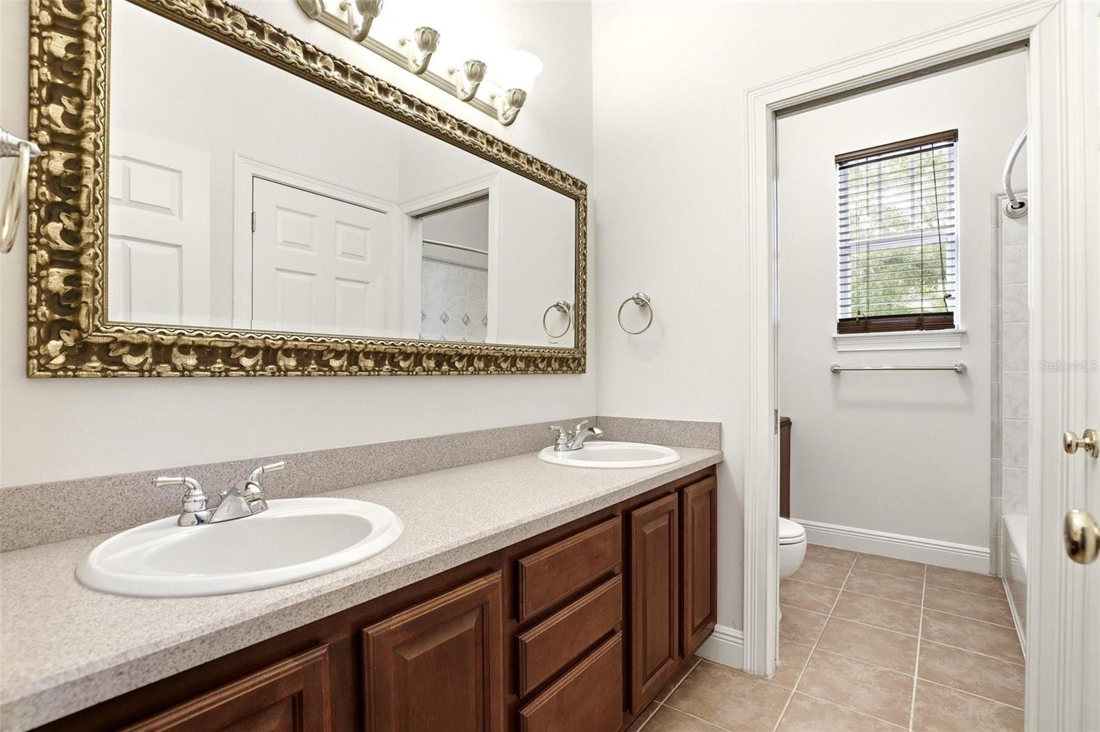 MAP/LK HELEN - Residential