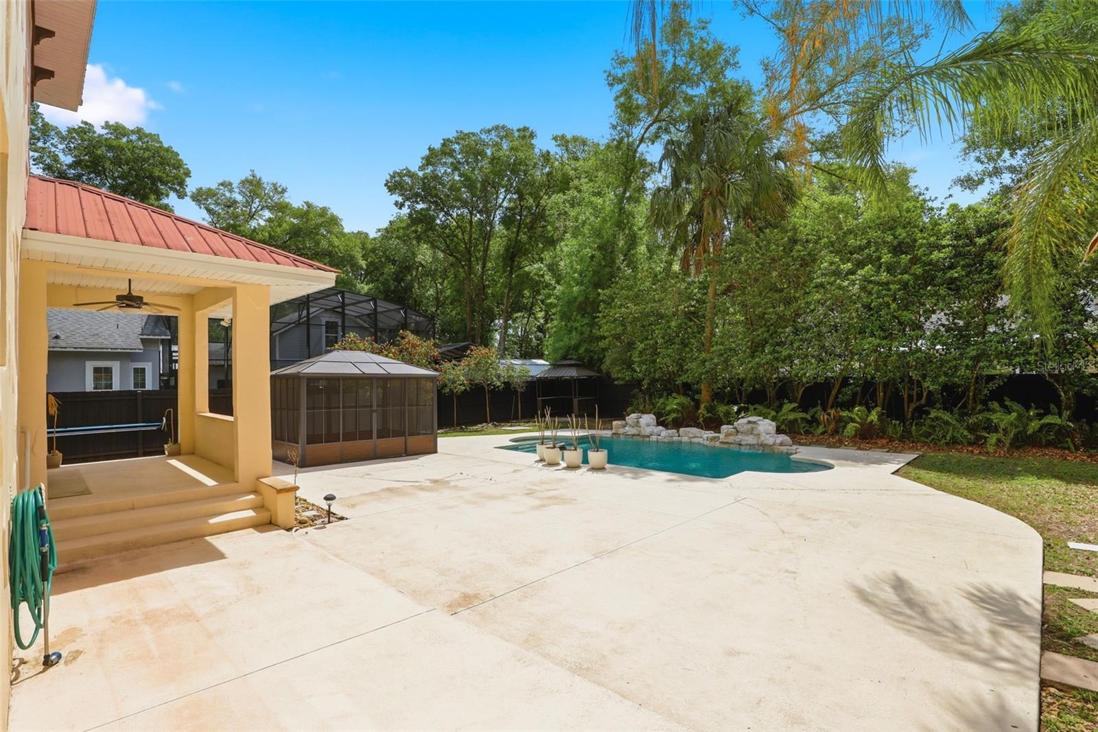 MAP/LK HELEN - Residential