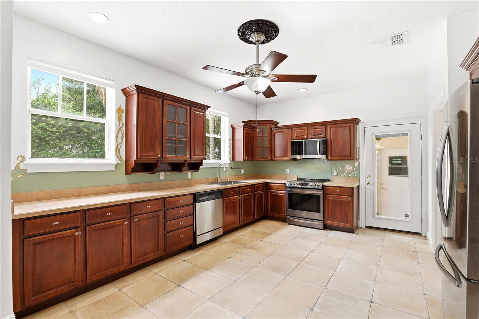 MAP/LK HELEN - Residential