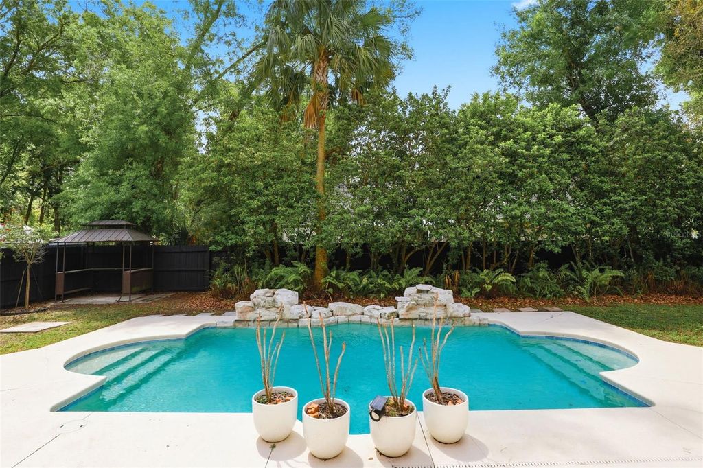 Photo of 289 Garden Street, Lake Helen, FL 32744 (MLS # O6385167)