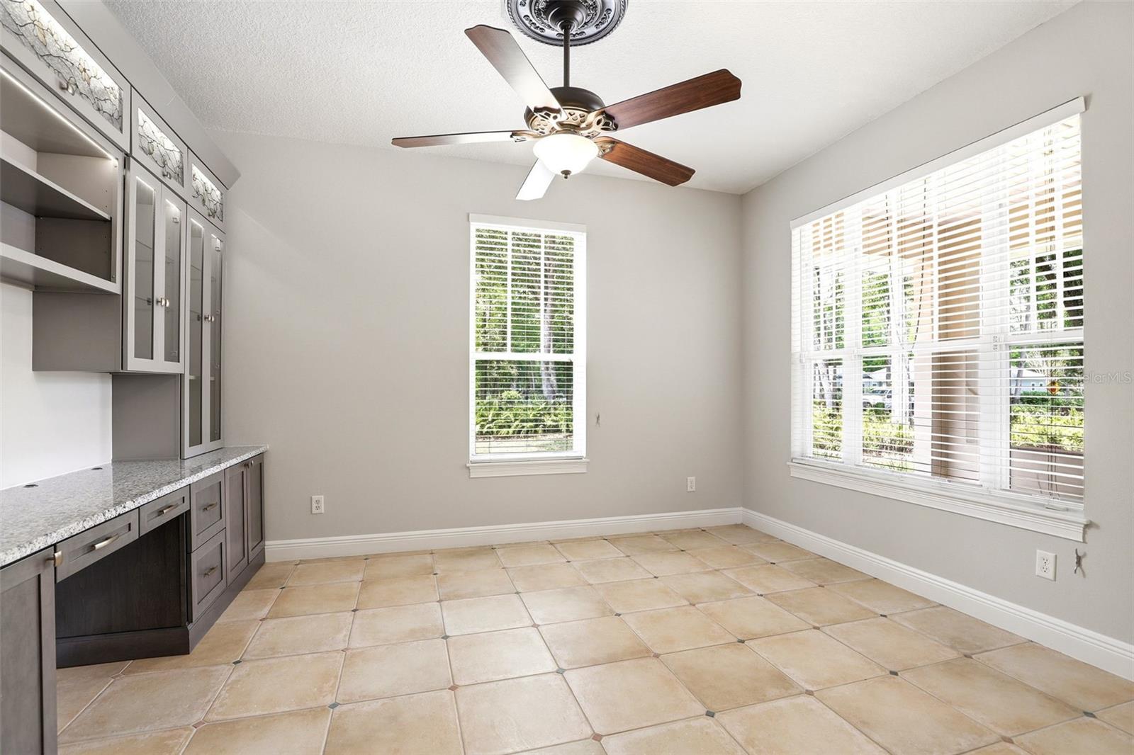 MAP/LK HELEN - Residential