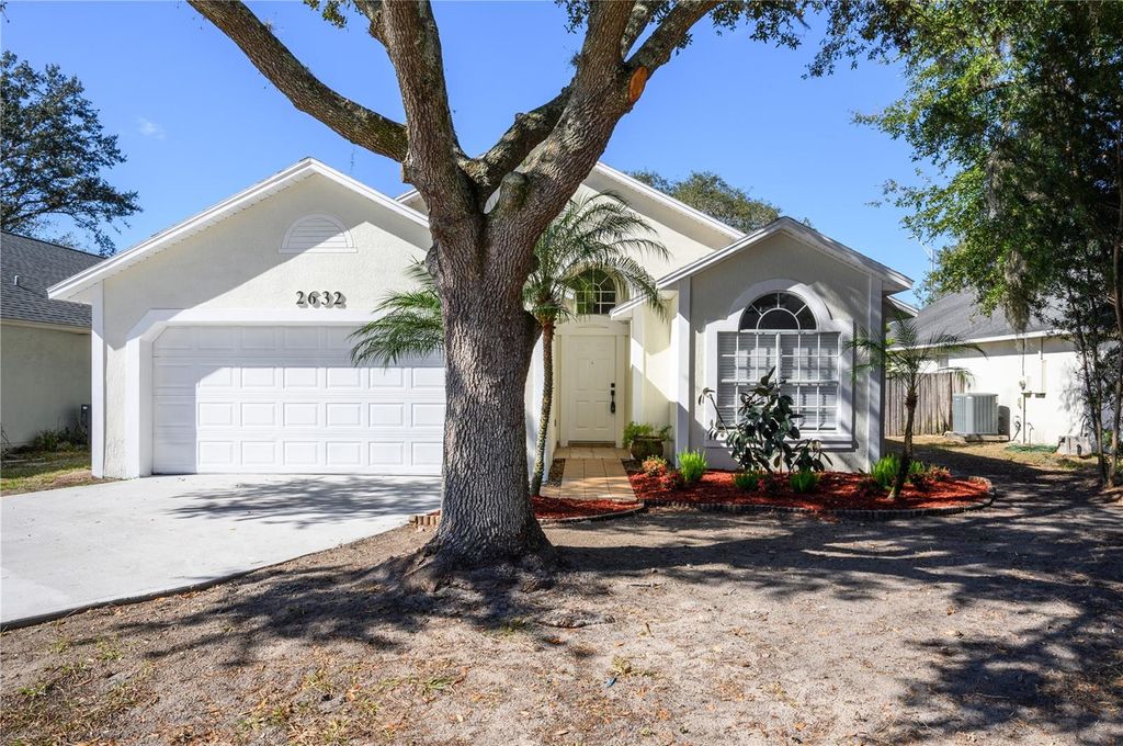 Photo of 2632 Newbolt Drive, Orlando, FL 32817 (MLS # O6376393)