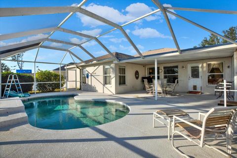 A home in PARRISH