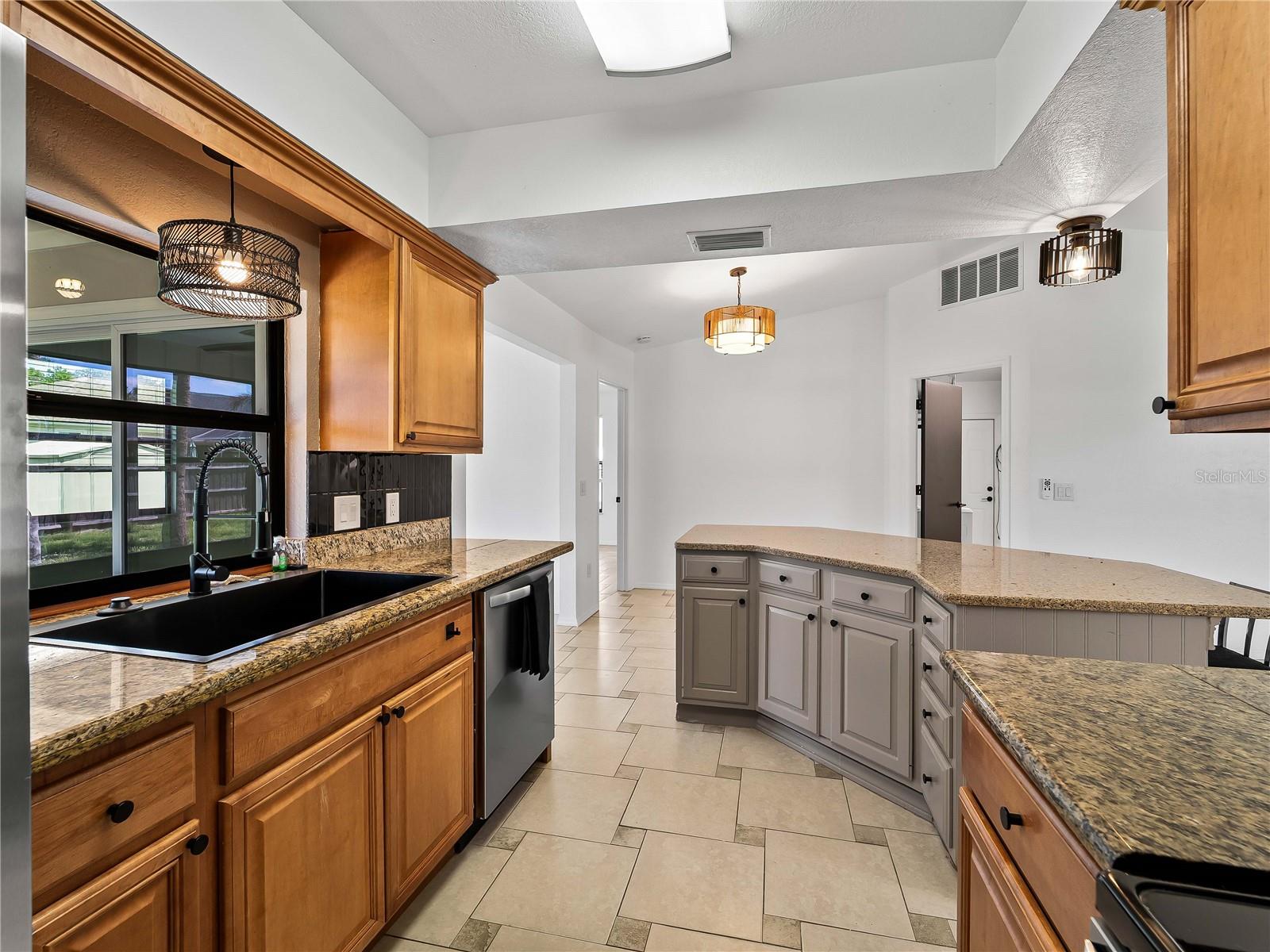 PORT CHARLOTTE SUB 16 - Residential