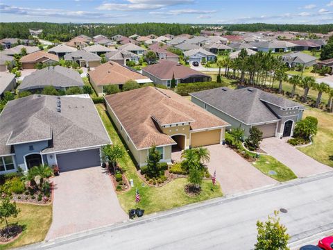 A home in POINCIANA