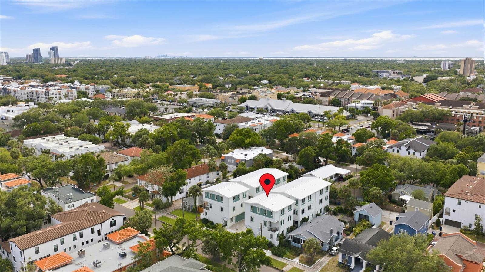 ALBANY WALK TOWNHOMES - Residential